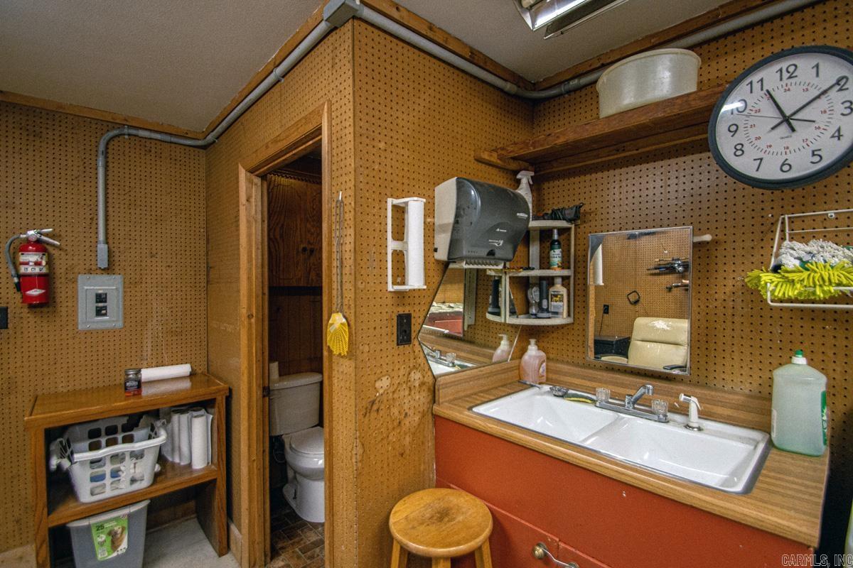 R DOBBS - Residential