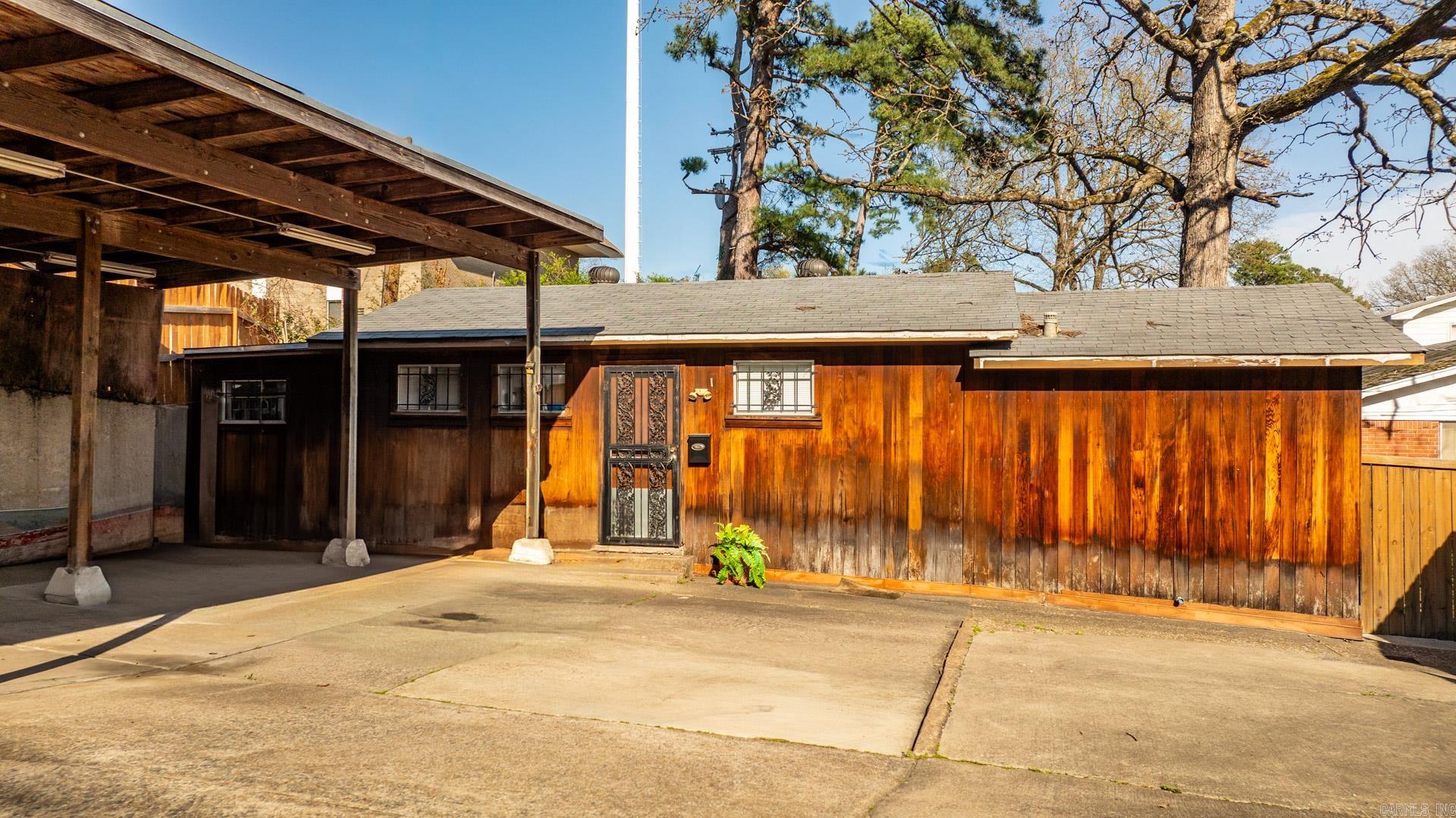 BRIARWOOD - Residential