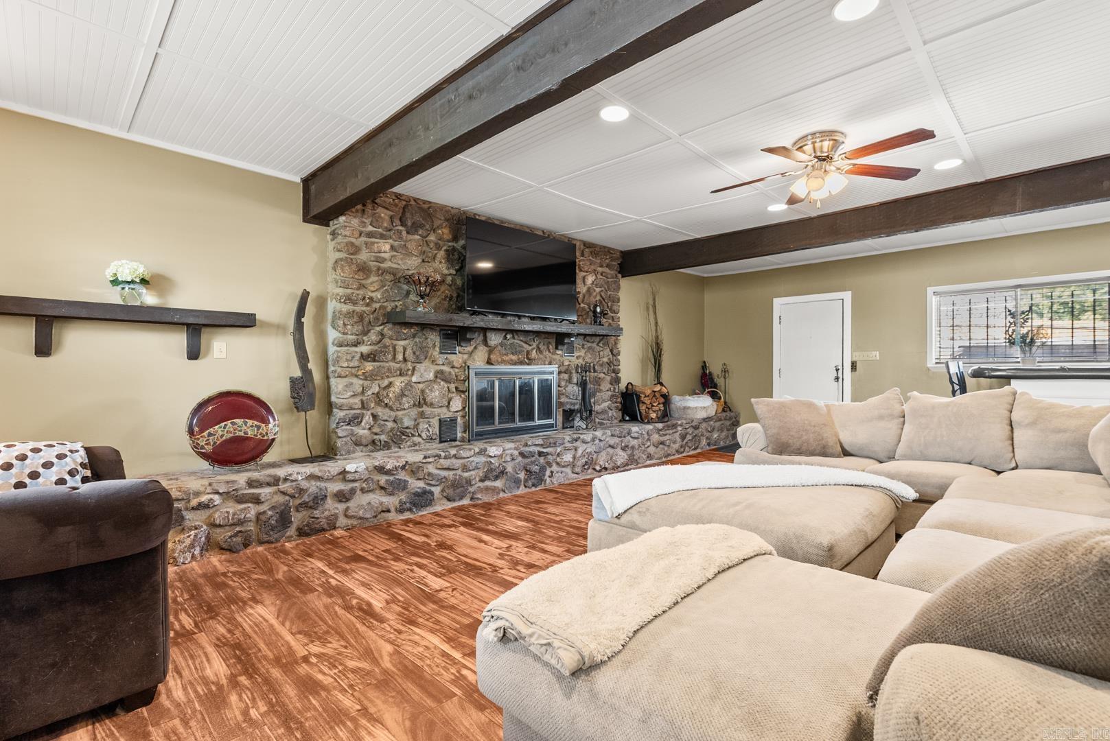 BRIARWOOD - Residential