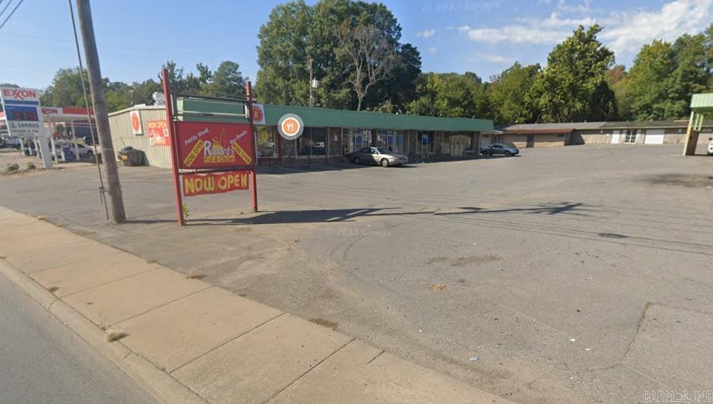 1N-13-27 - Residential Lease