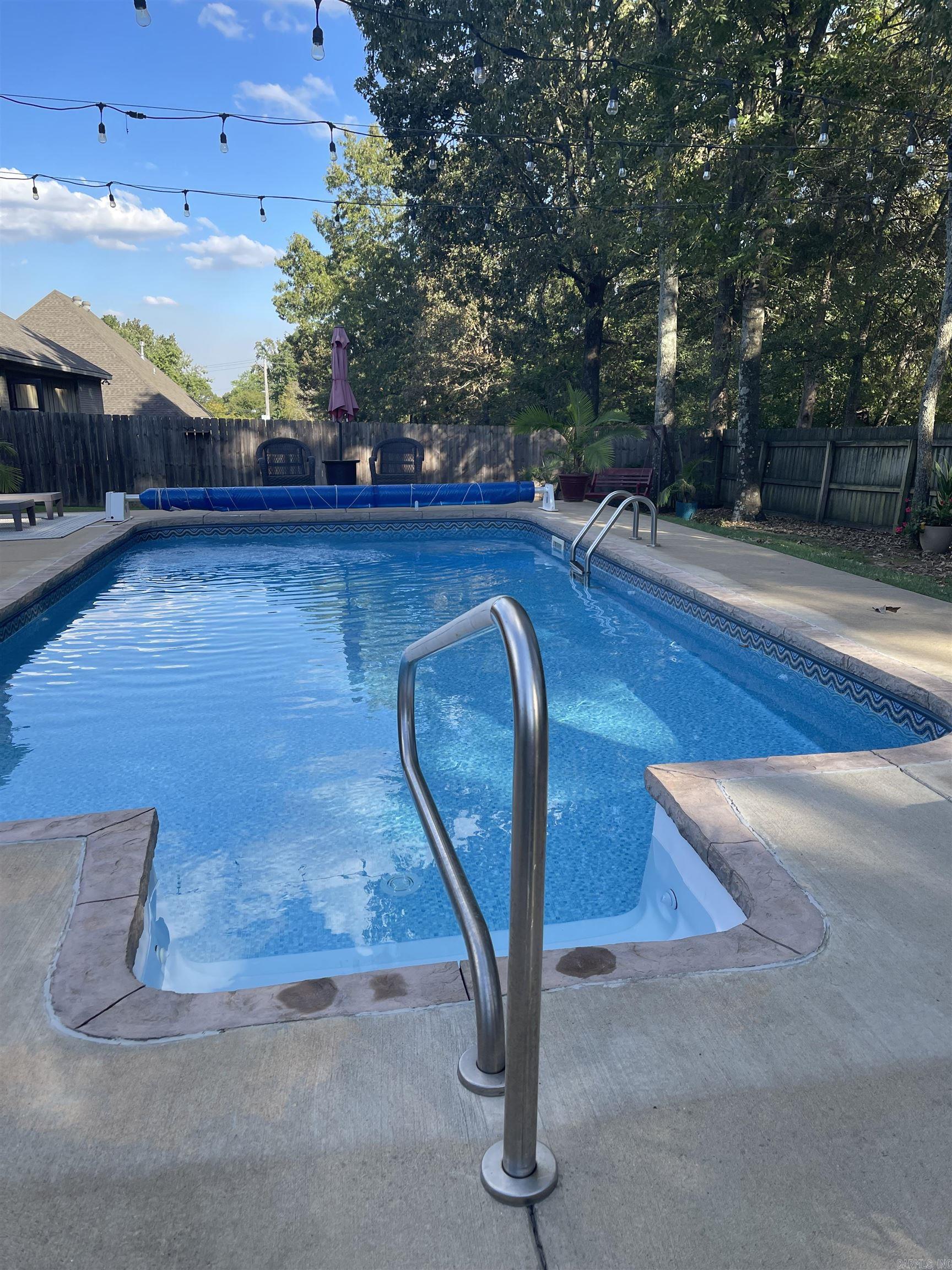 MADISON ESTATES - Residential