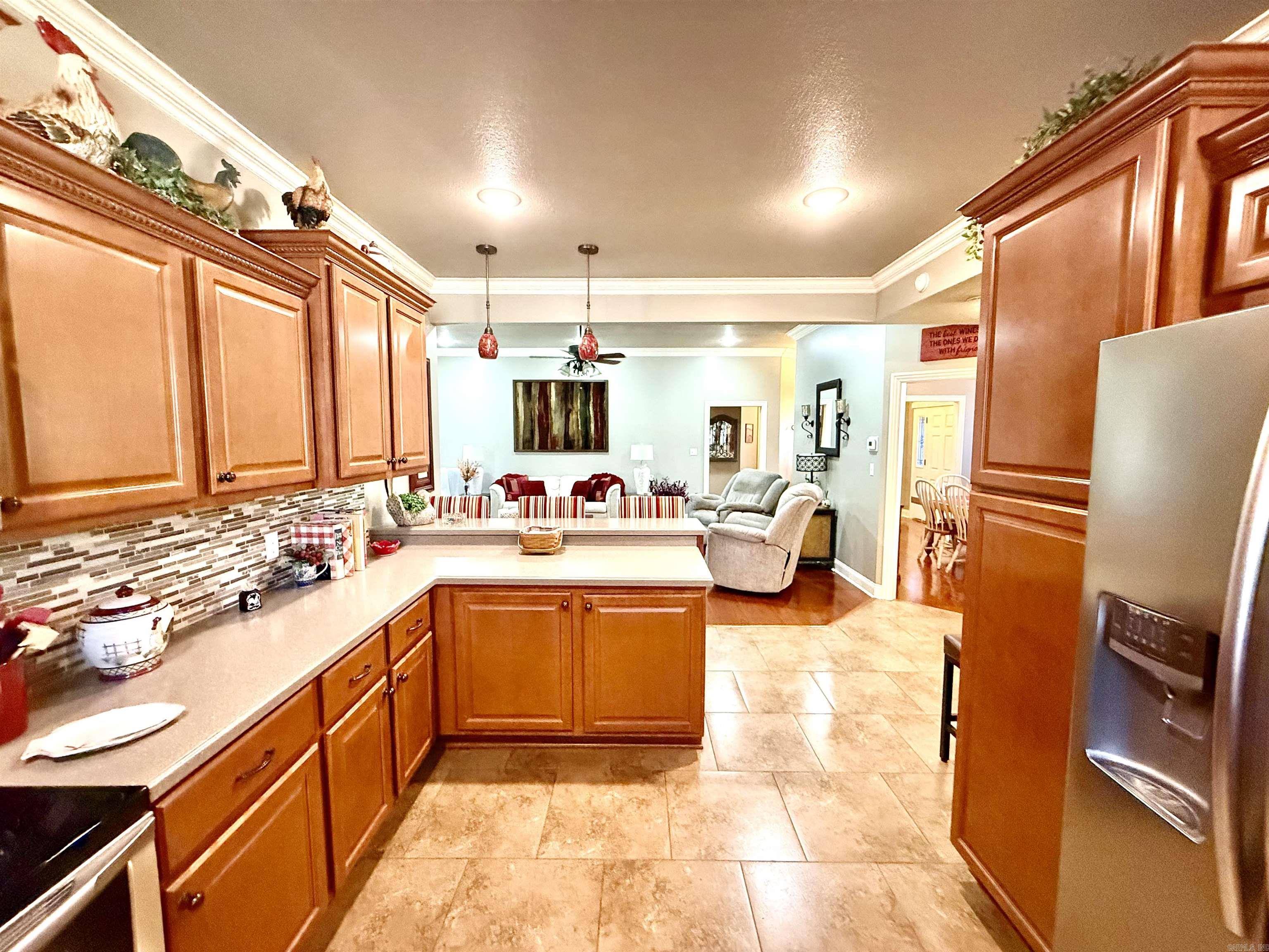 MADISON ESTATES - Residential