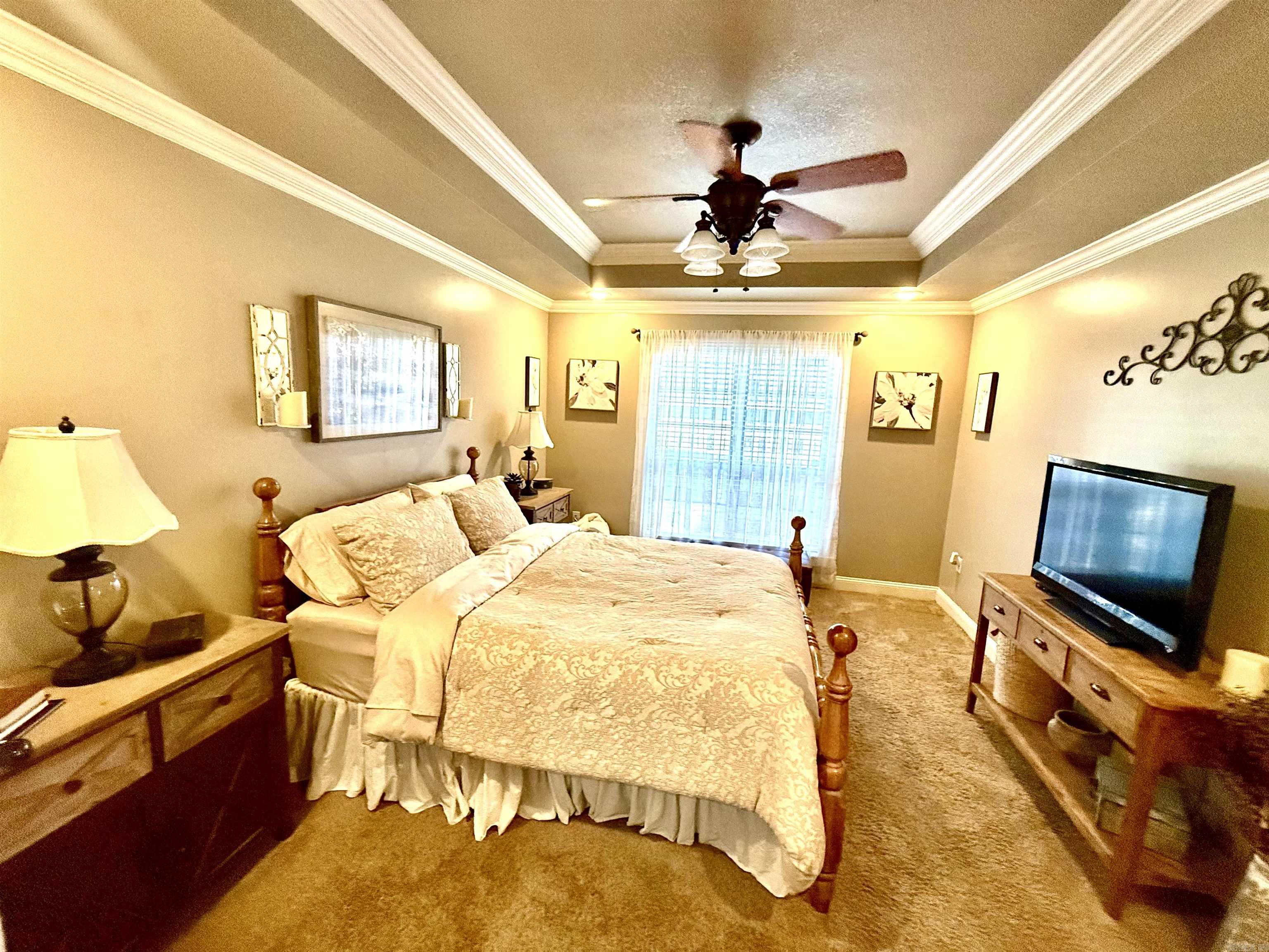 MADISON ESTATES - Residential