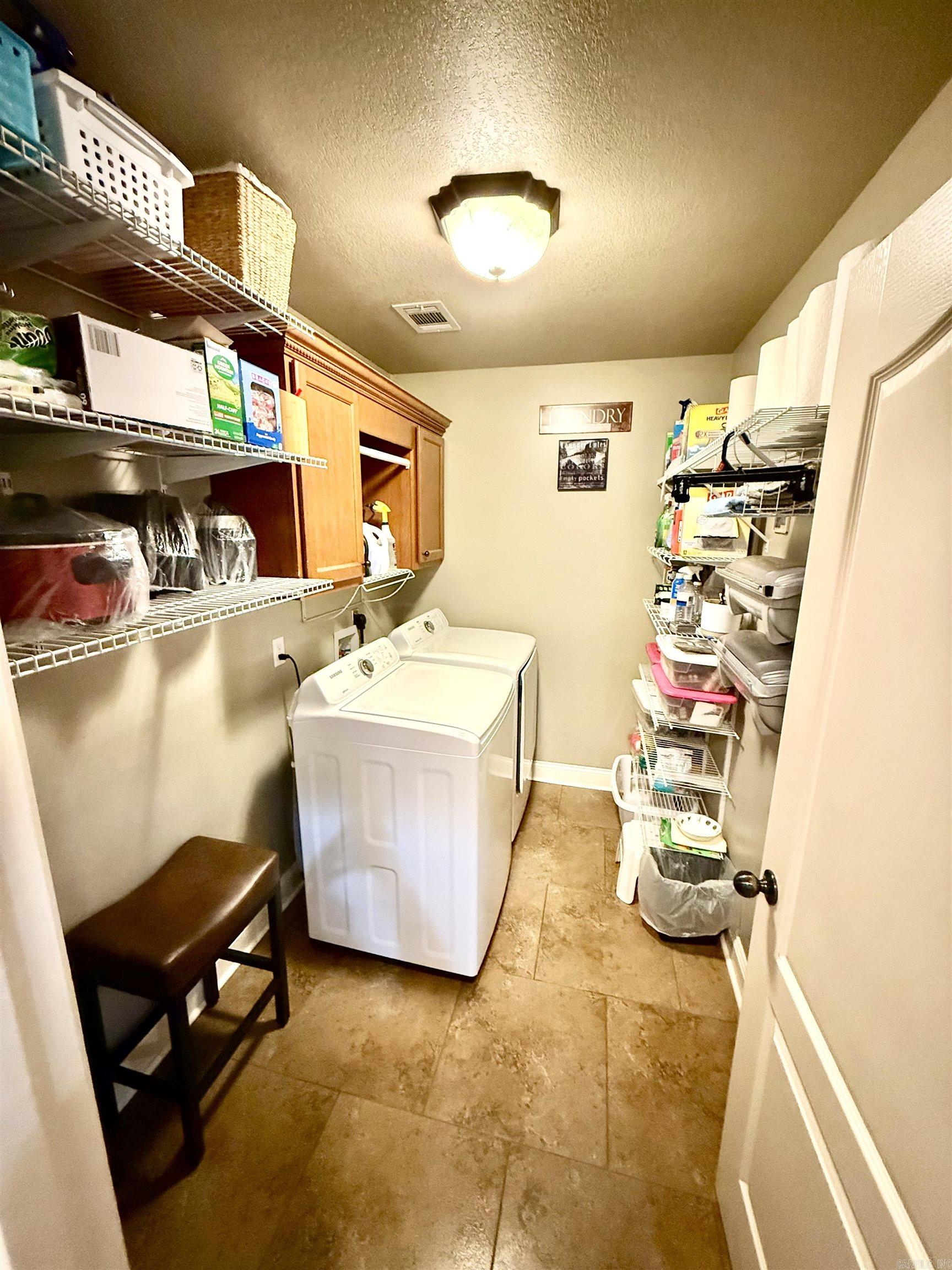 MADISON ESTATES - Residential