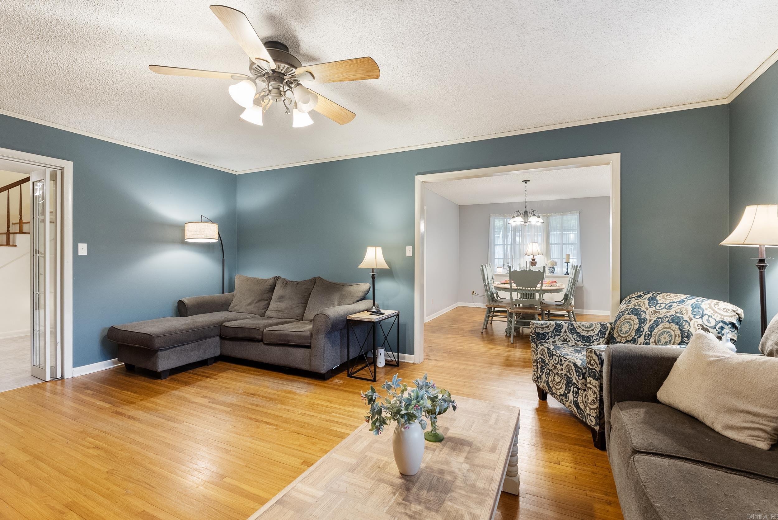 LYNNWOOD ACRES - Residential