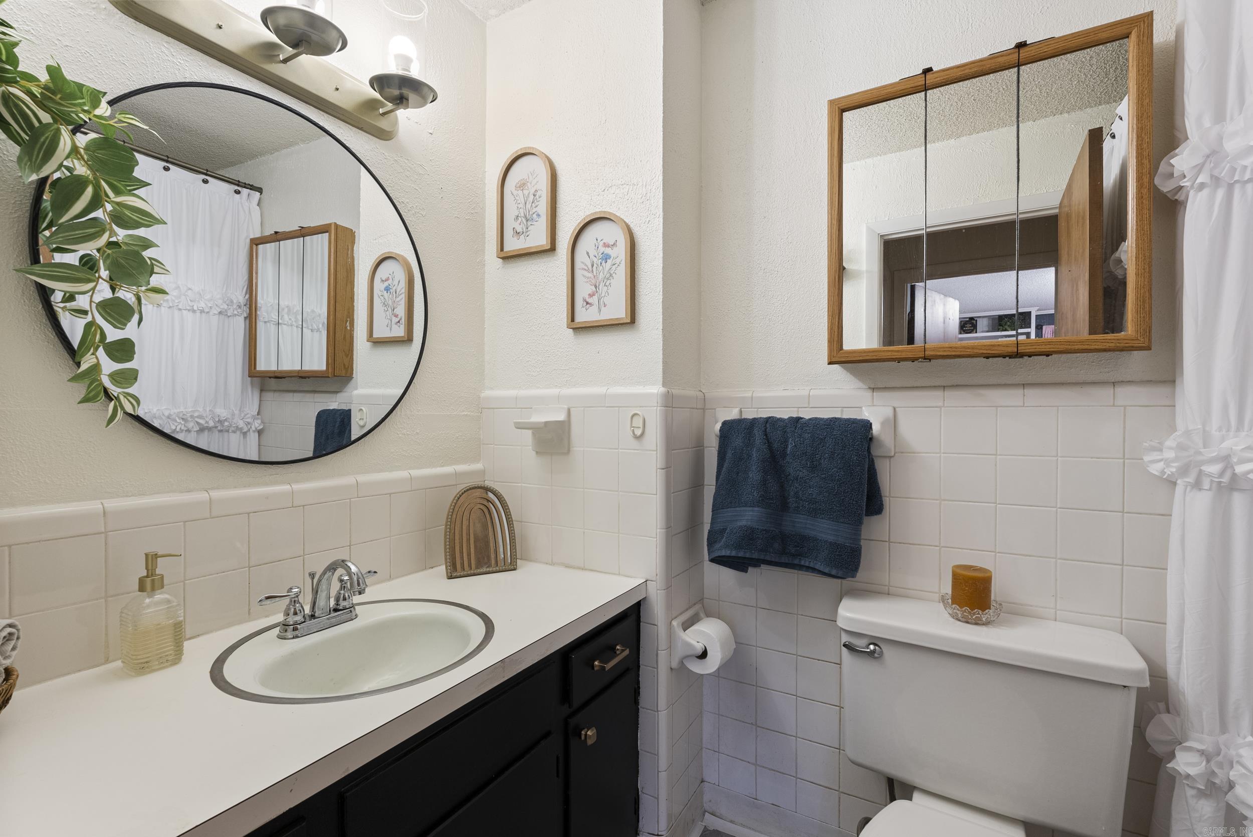 LYNNWOOD ACRES - Residential