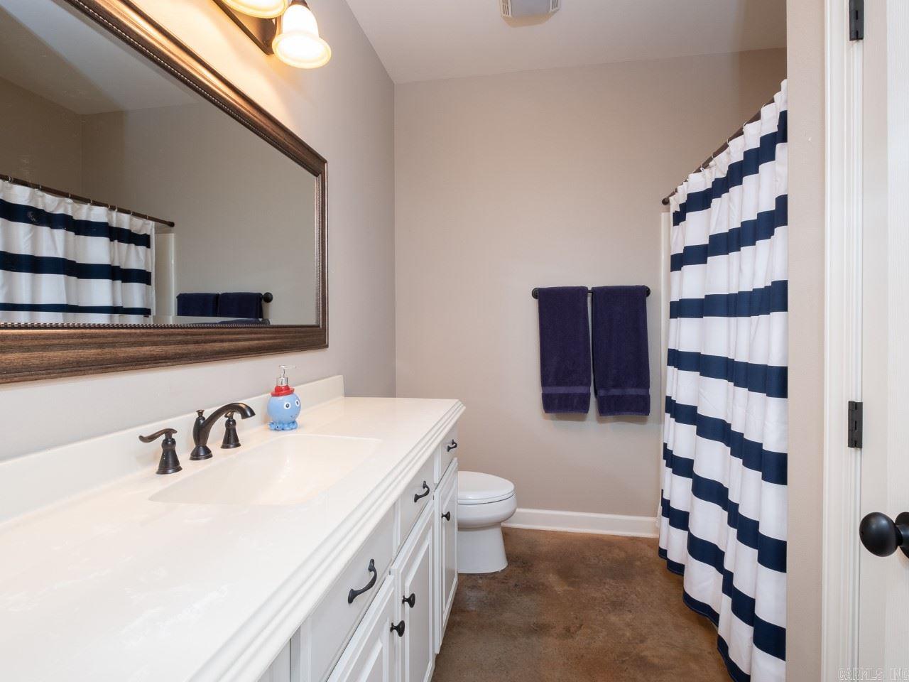 MAJESTIC POINTE - Residential