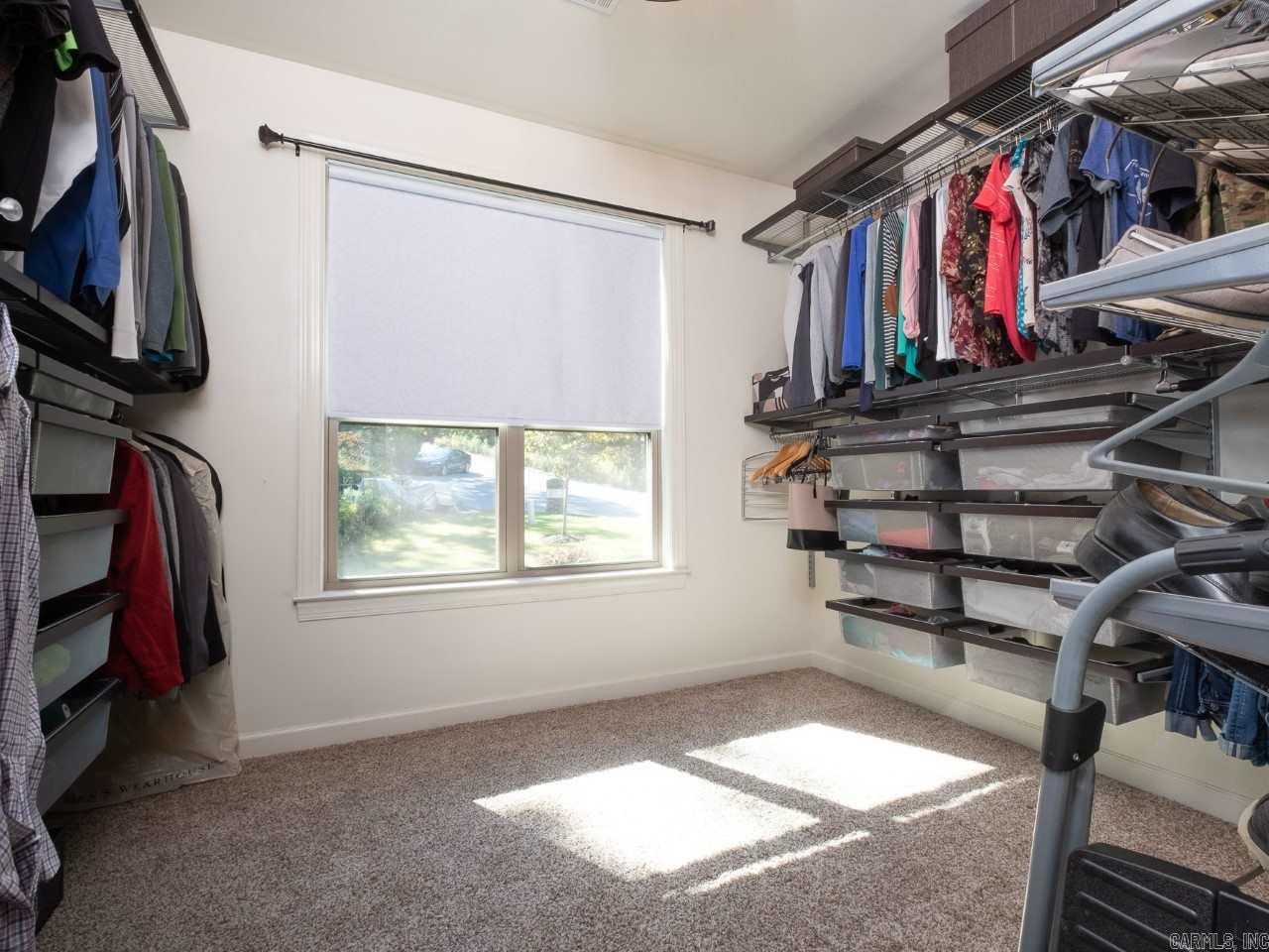 MAJESTIC POINTE - Residential