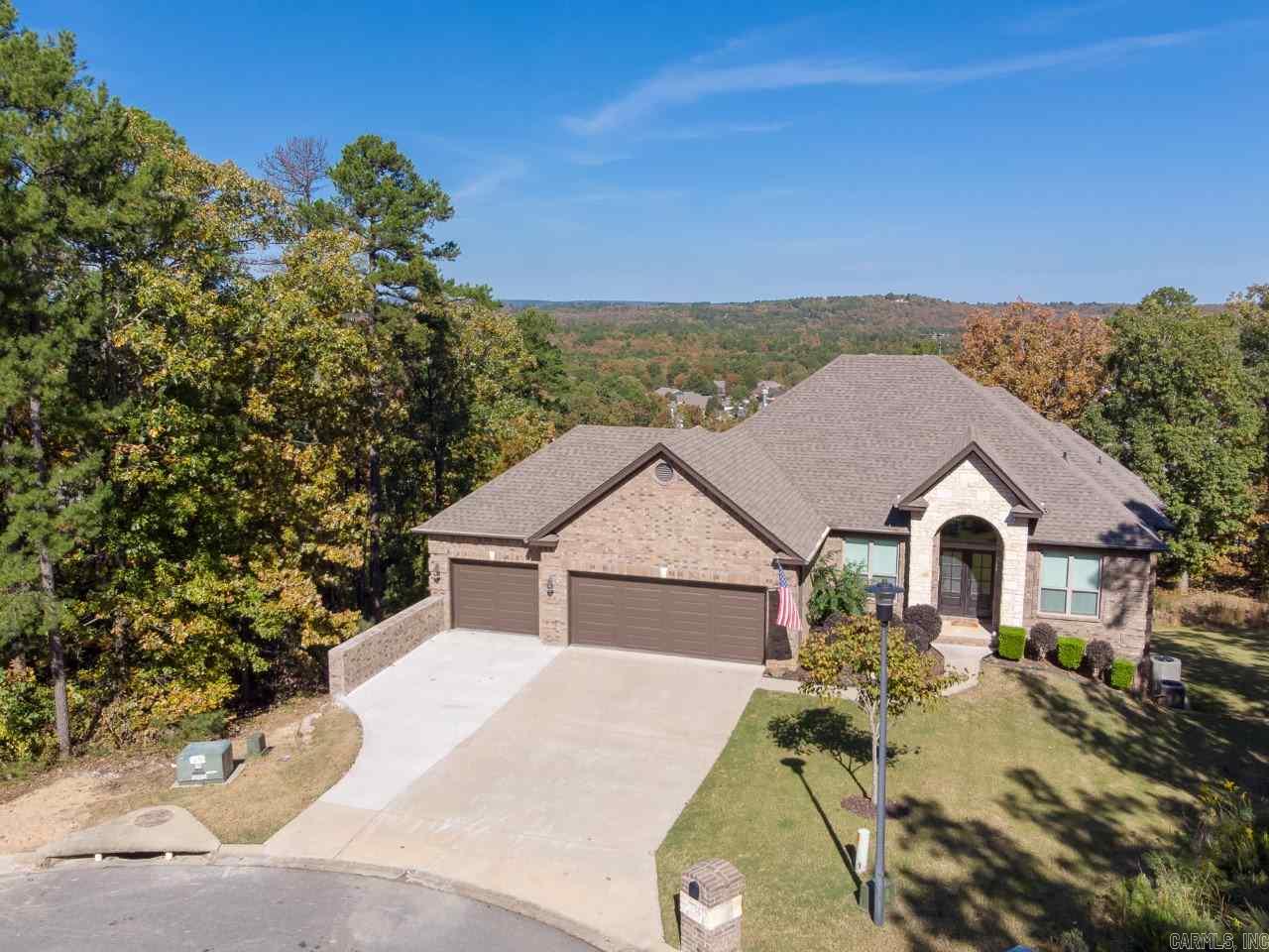 MAJESTIC POINTE - Residential