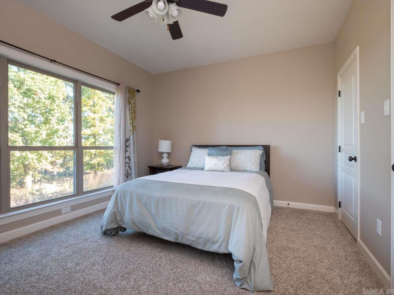 MAJESTIC POINTE - Residential