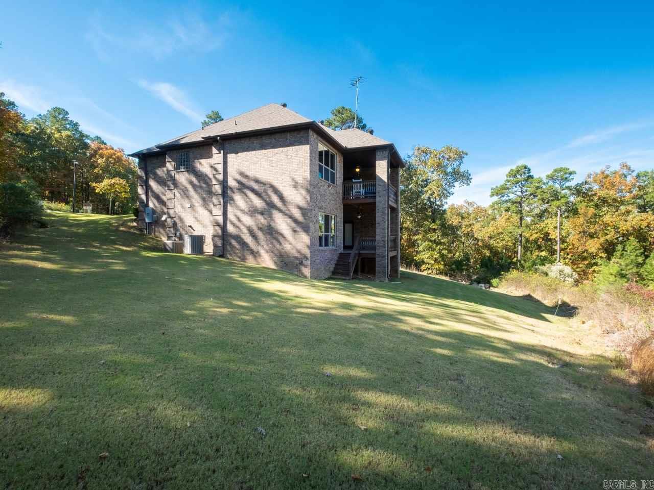 MAJESTIC POINTE - Residential