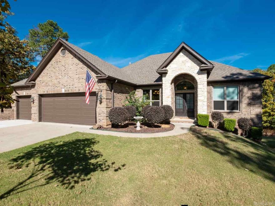 Private, quiet cul-de-sac surrounded by trees and vista views. Hardwoods on main level, cozy hearth room in kitchen. 3 Living areas for versatility- chef's kitchen- Viking gas cooktop, granite, large breakfast bar. Butler's pantry, Coffee bar, ELFA storage systems, 2 fireplaces, 2 patios. Vaulted ceiling in master w/auto blinds. Stained concrete floors on lower level, game room, FEMA storm shelter. Ultra low utility bills, new A/C unit. Sprinkler, 3 car garage.