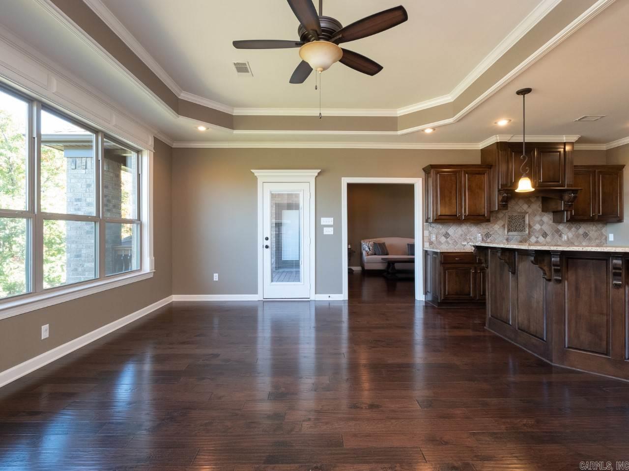 MAJESTIC POINTE - Residential