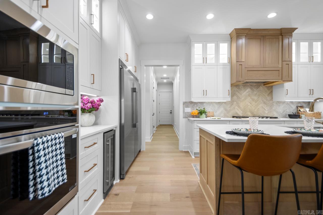 MEADOWLARKE ESTATES - Residential