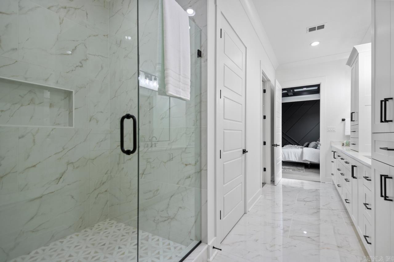 MEADOWLARKE ESTATES - Residential