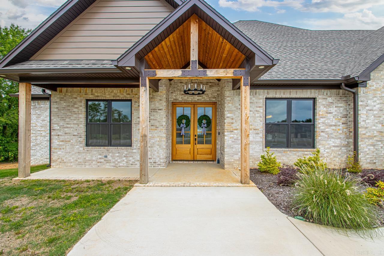 MEADOWLARKE ESTATES - Residential