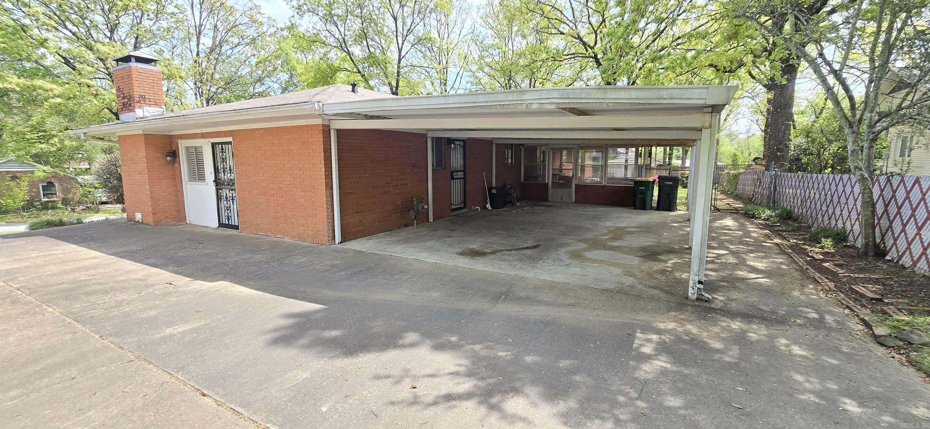 Briarwood - Residential Lease