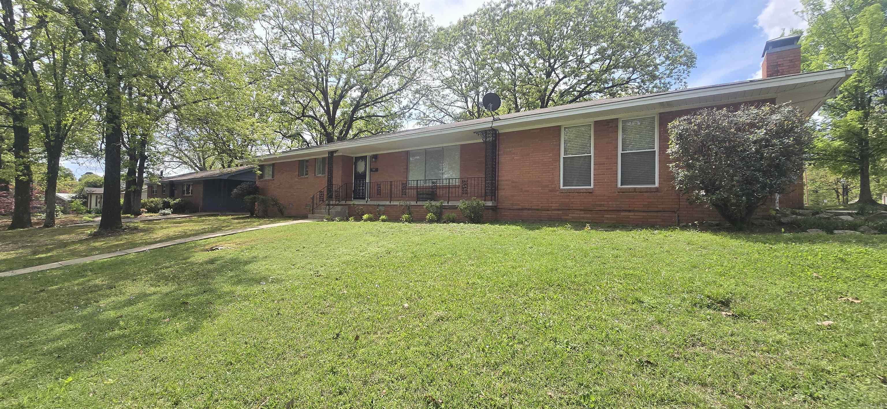 Briarwood - Residential Lease