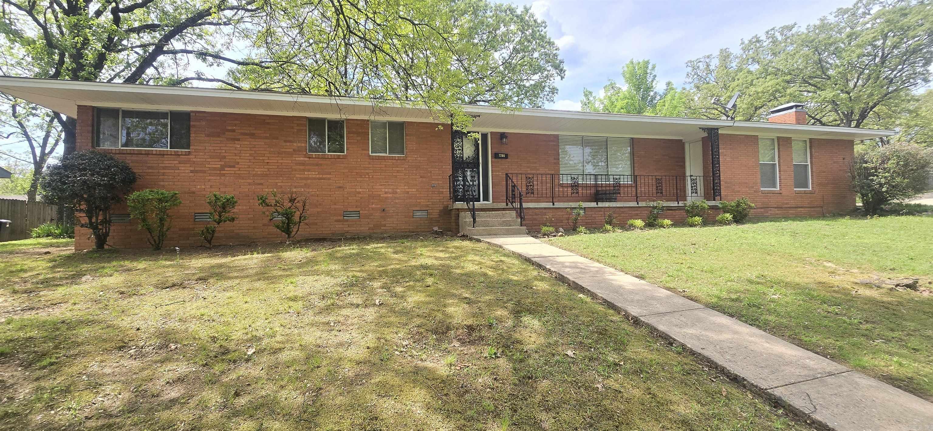 Briarwood - Residential Lease