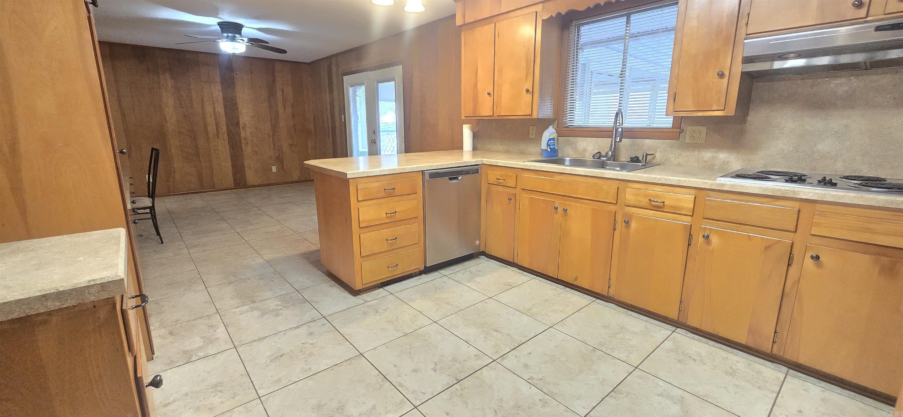 Briarwood - Residential Lease