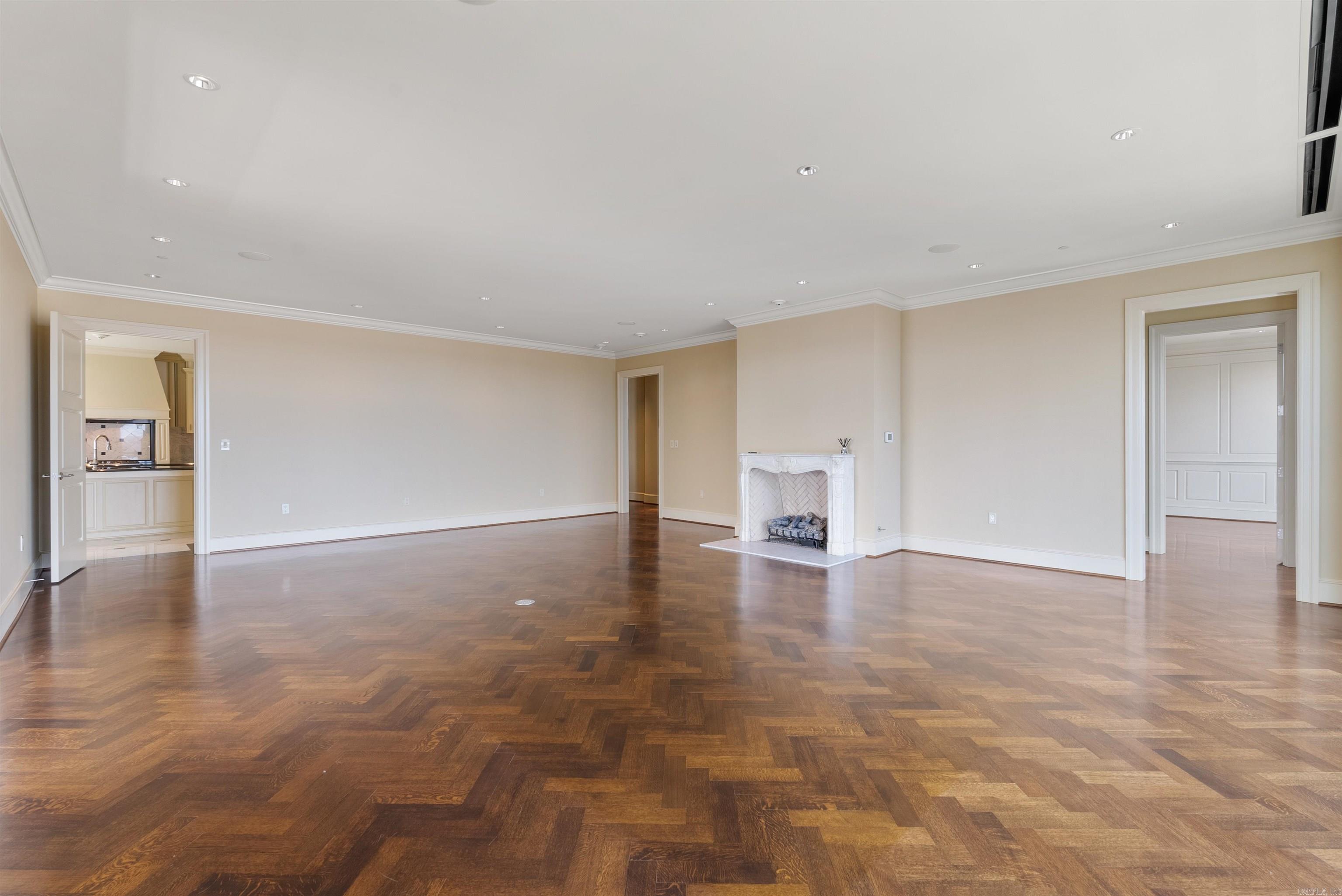 300 THIRD HPR - Residential