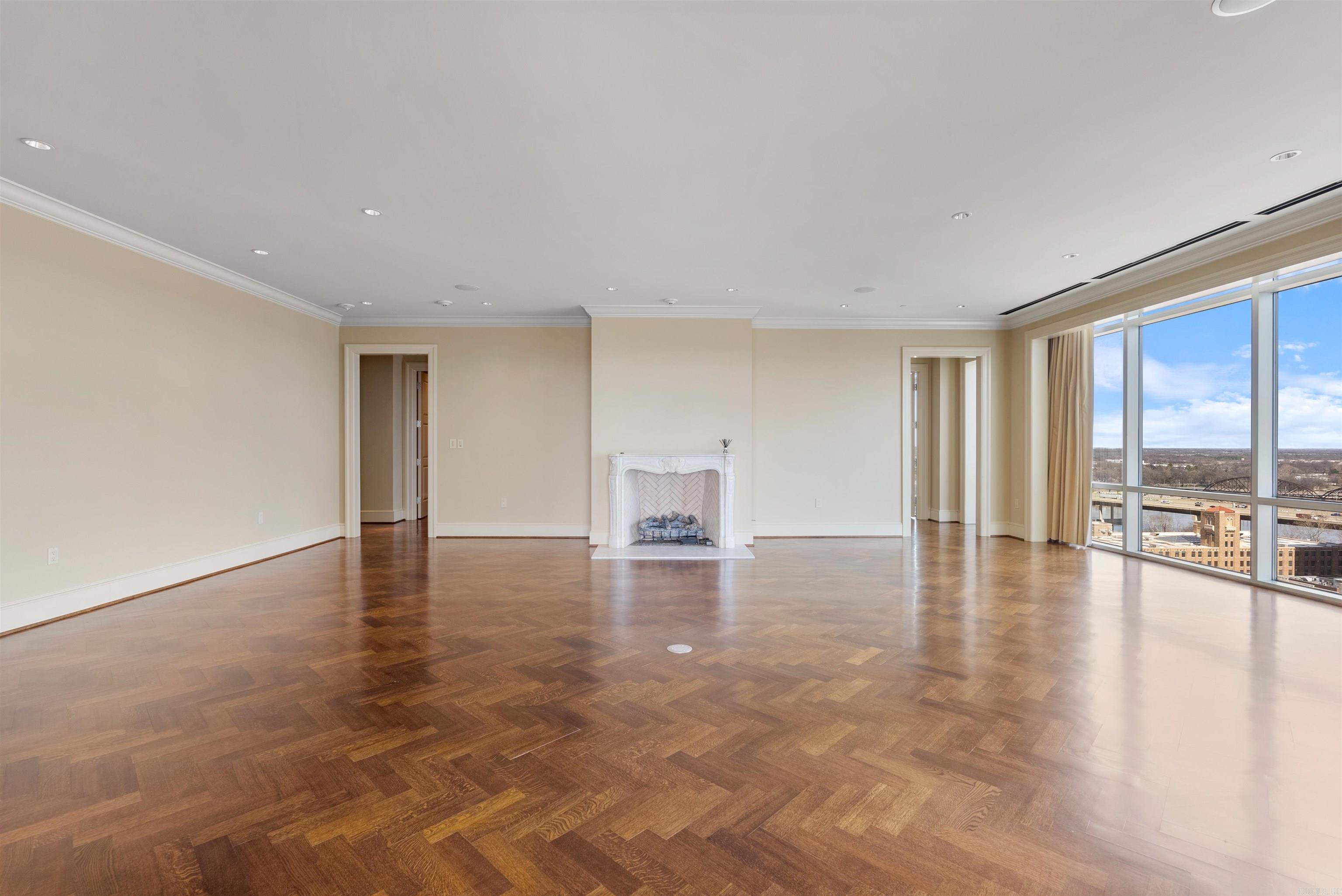 300 THIRD HPR - Residential