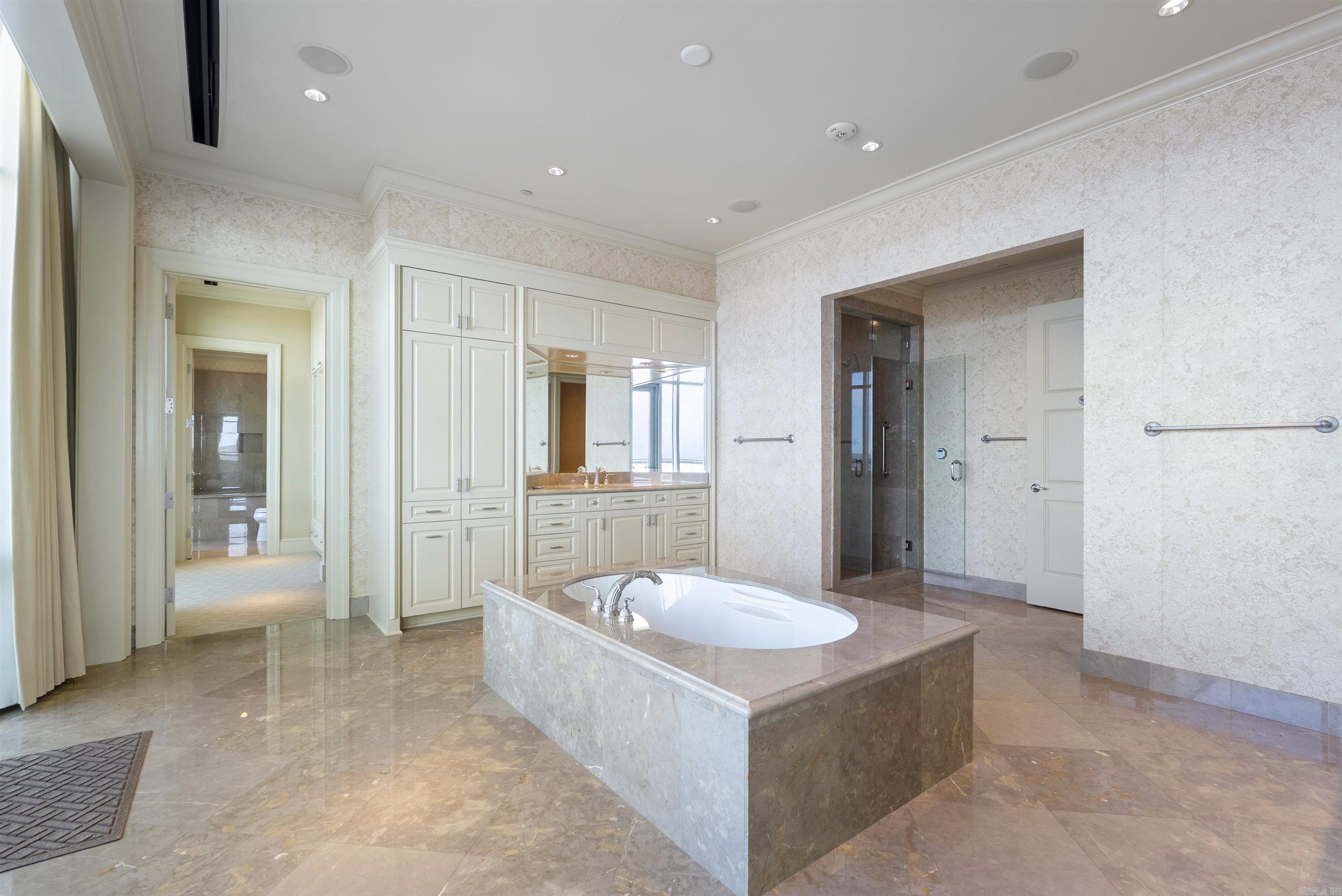 300 THIRD HPR - Residential