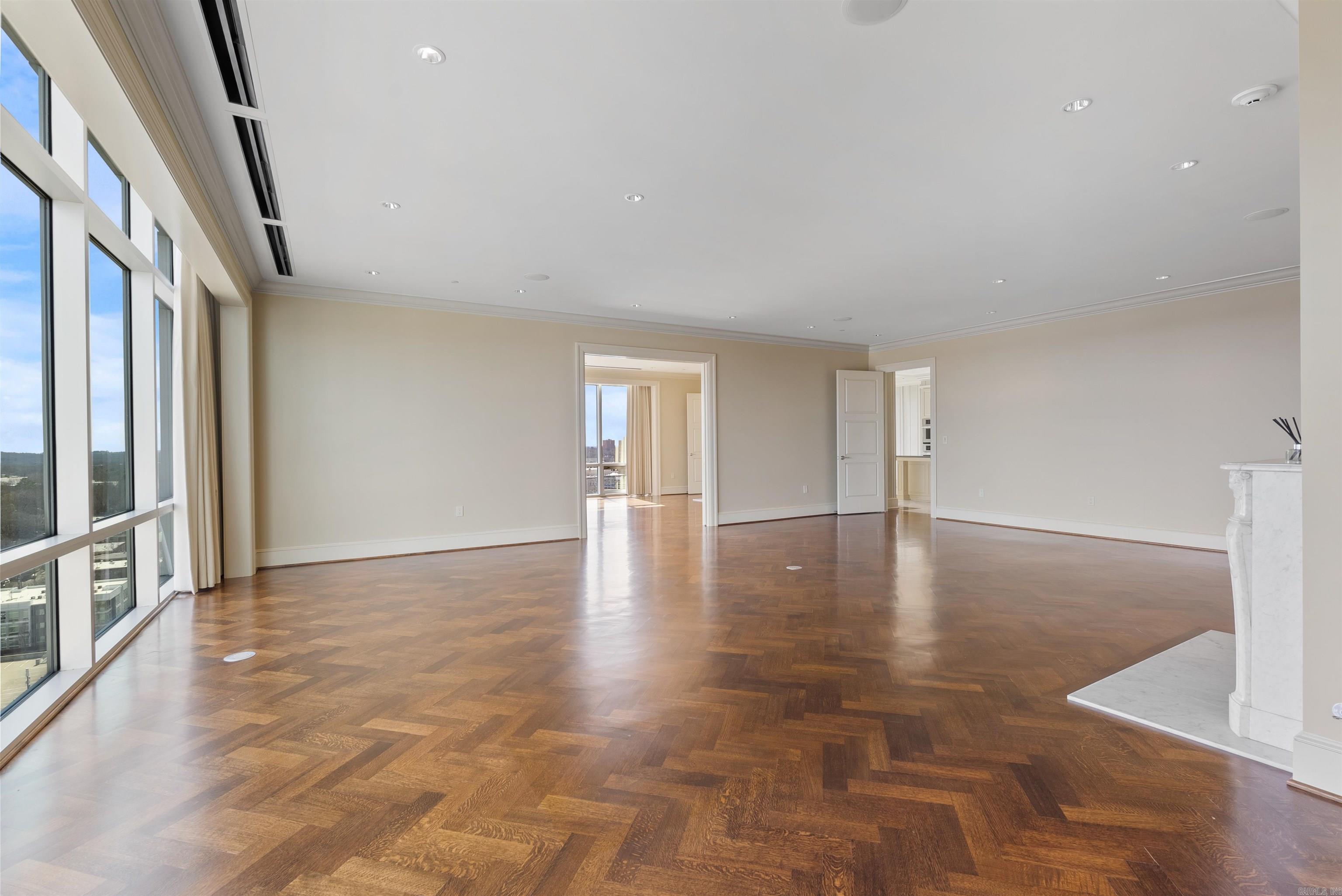 300 THIRD HPR - Residential