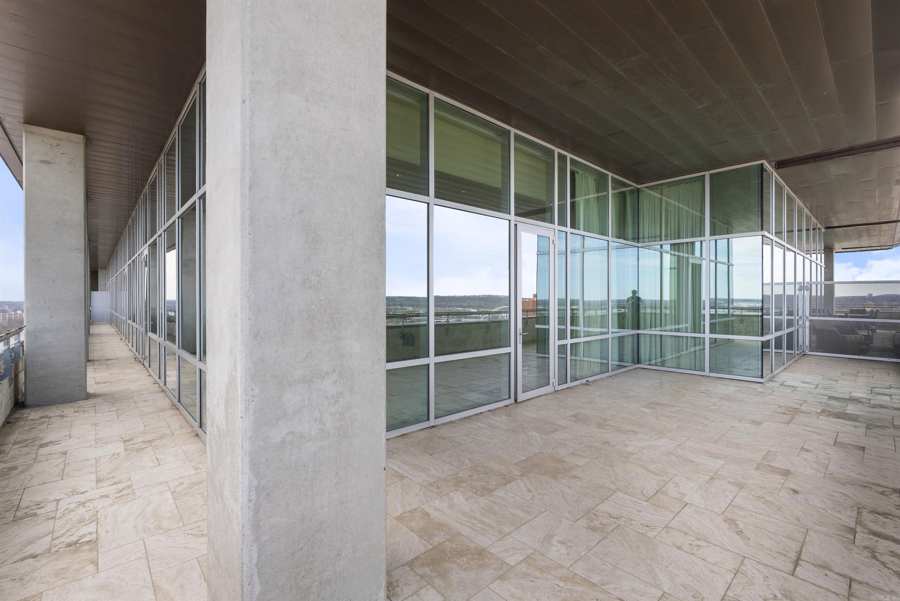 300 THIRD HPR - Residential