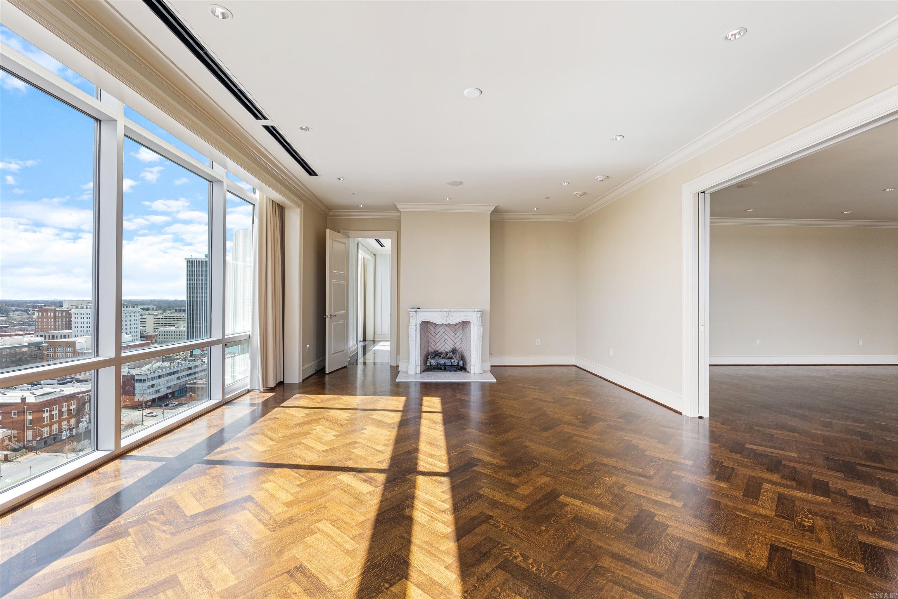 300 THIRD HPR - Residential