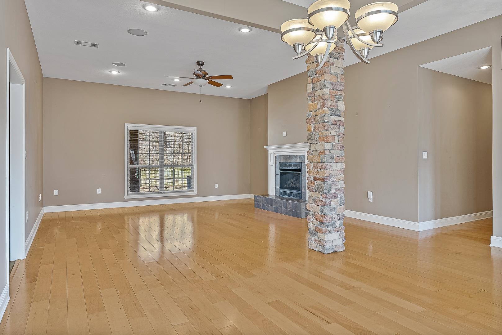 Register Estates I - Residential