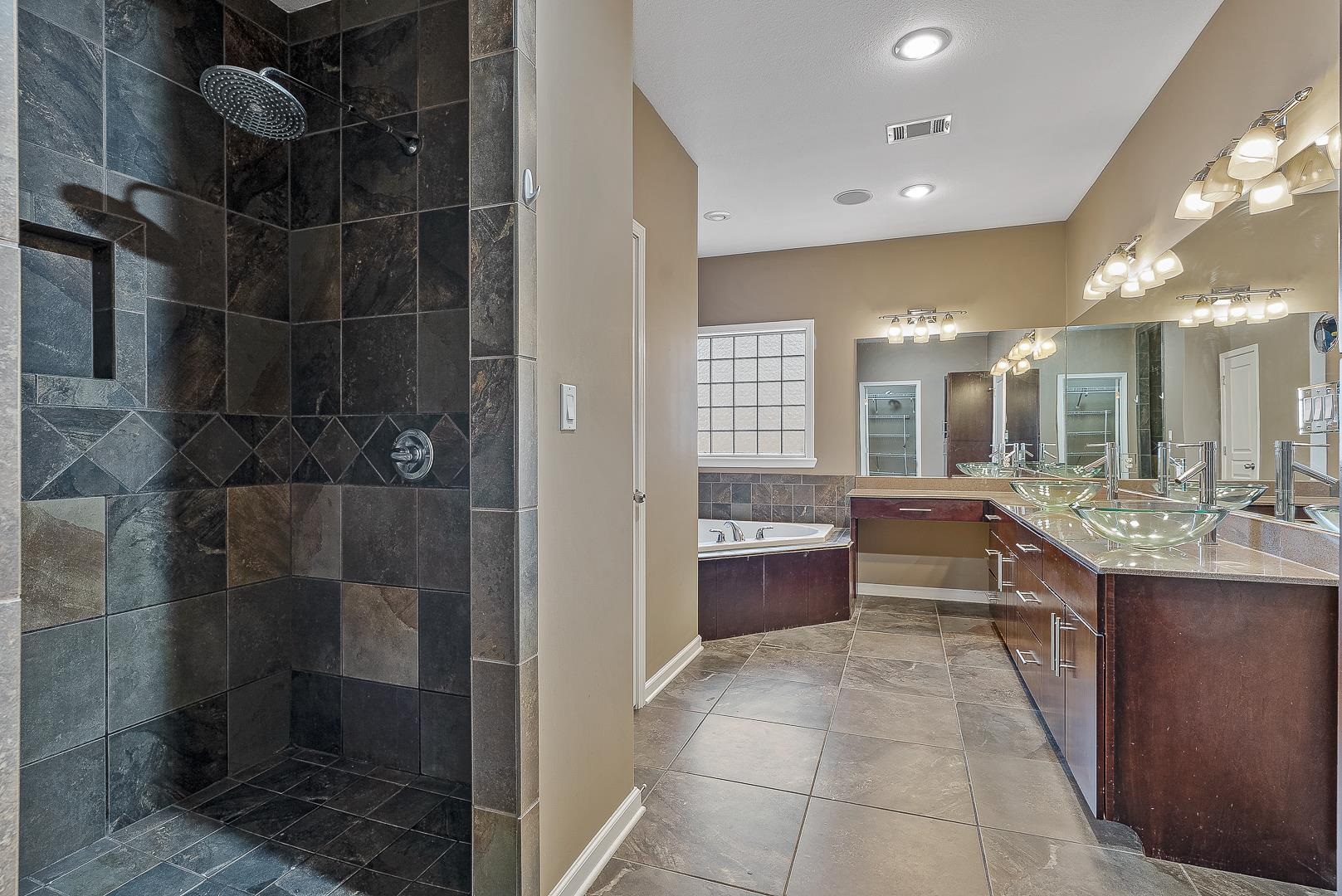 Register Estates I - Residential