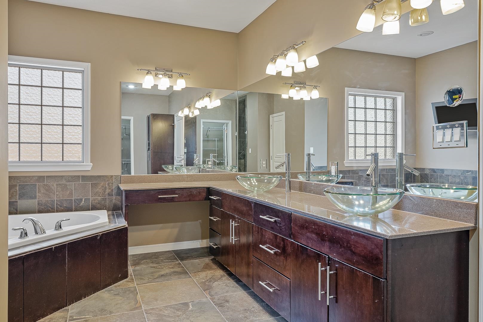 Register Estates I - Residential