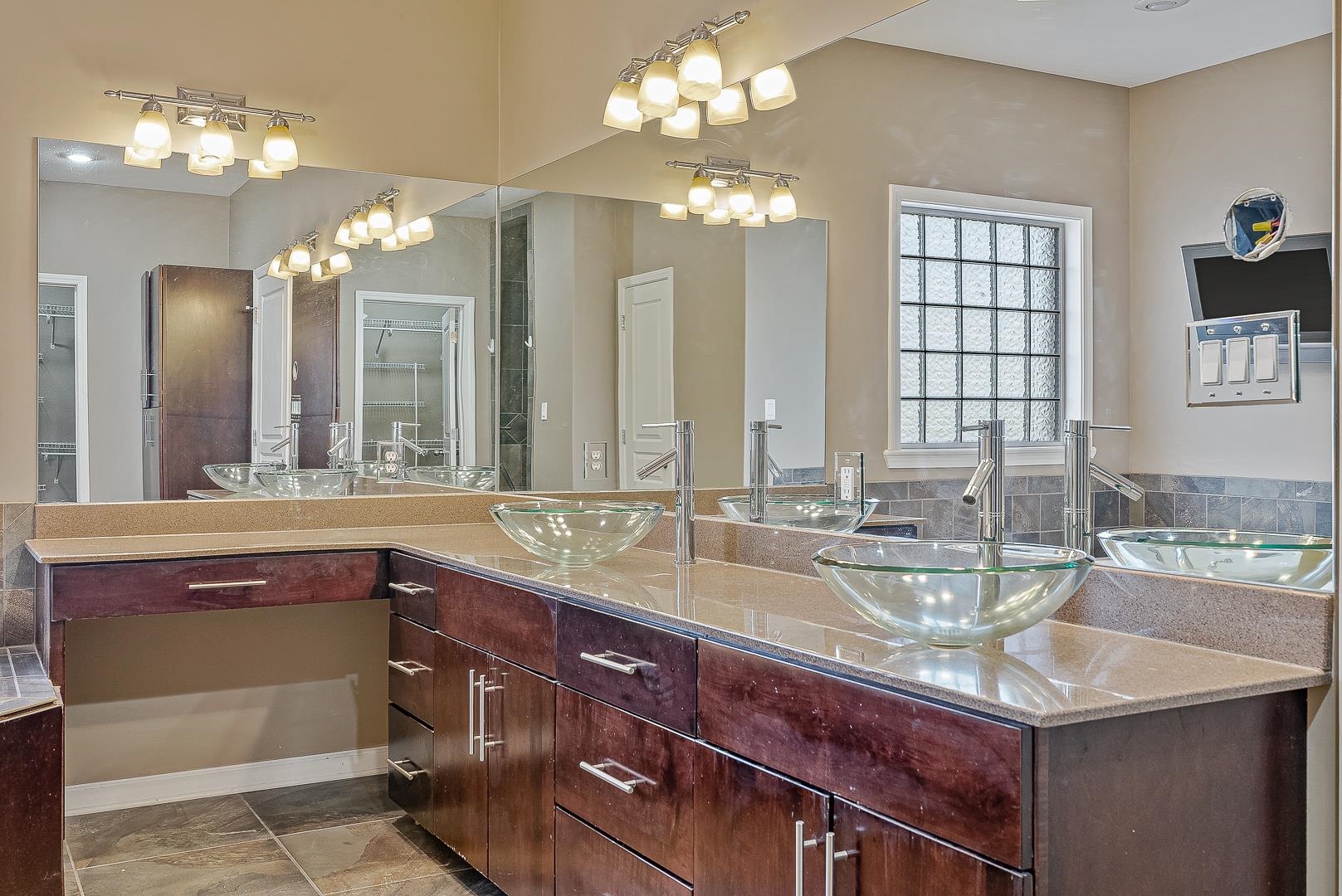 Register Estates I - Residential