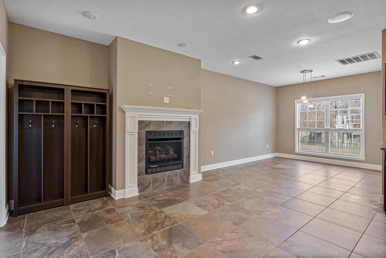 Register Estates I - Residential