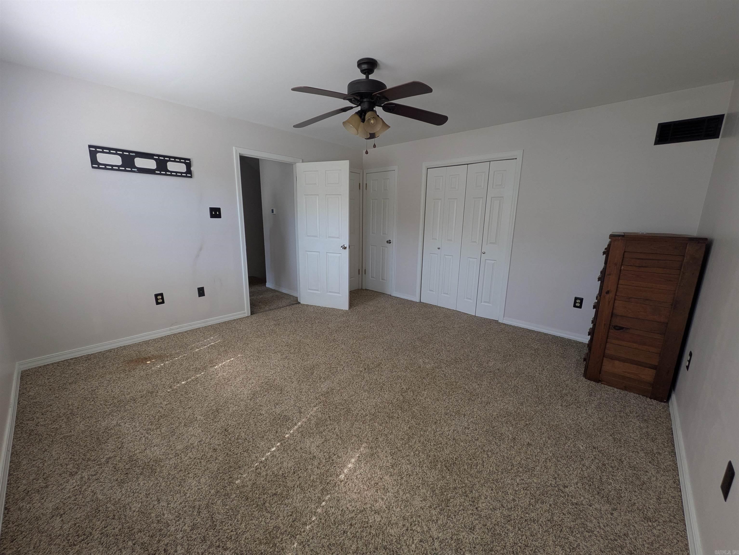 CEDAR HILLS - Residential