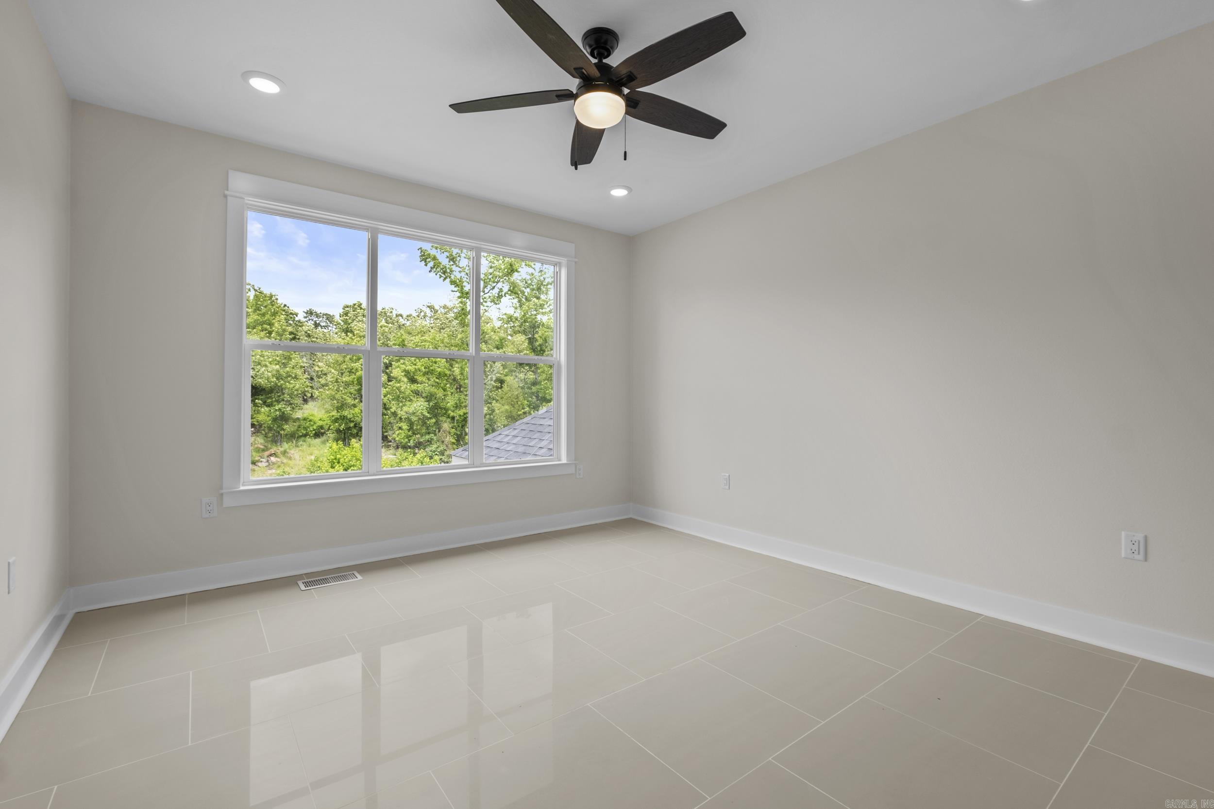 CREEKSIDE ADDN - Residential