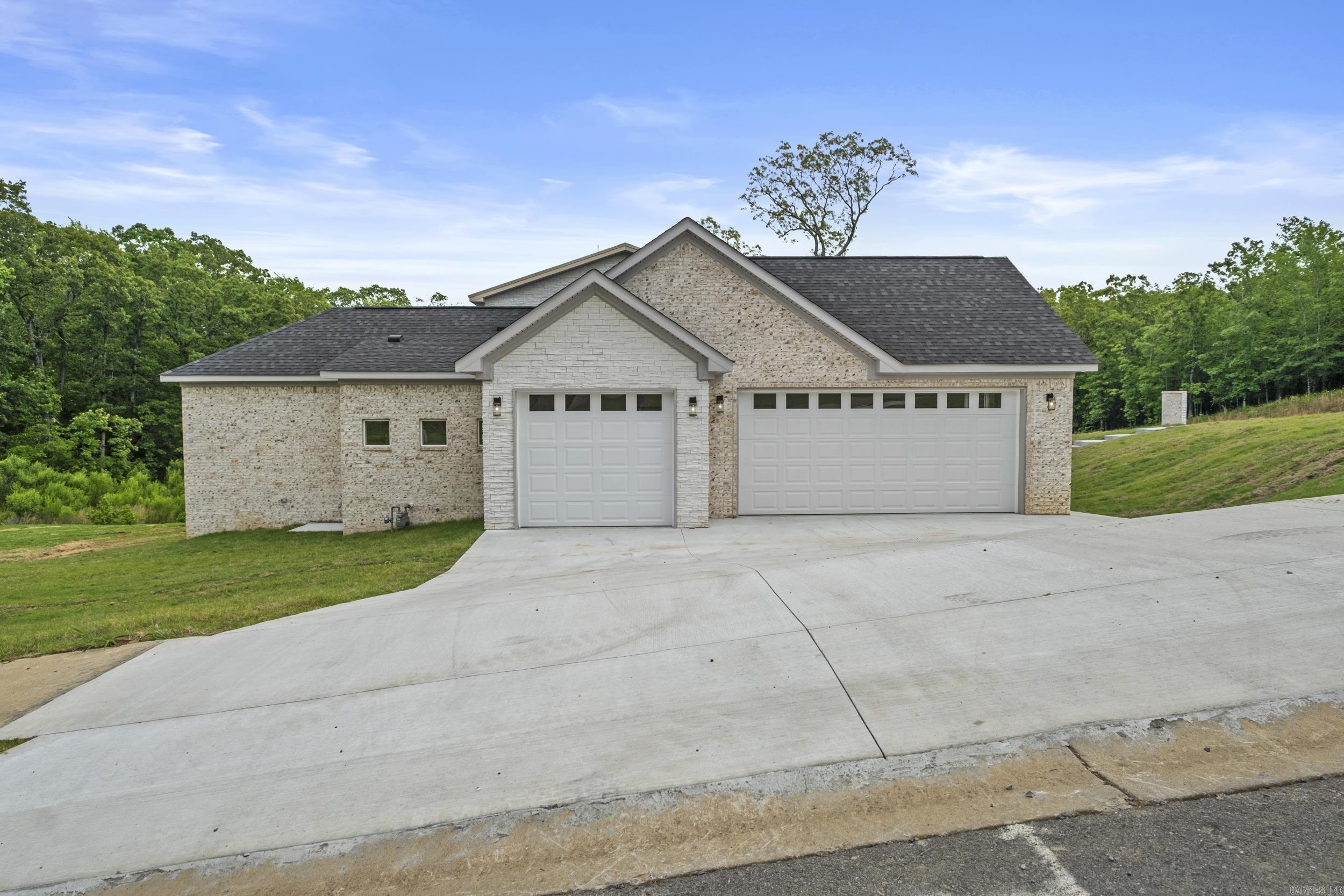 CREEKSIDE ADDN - Residential