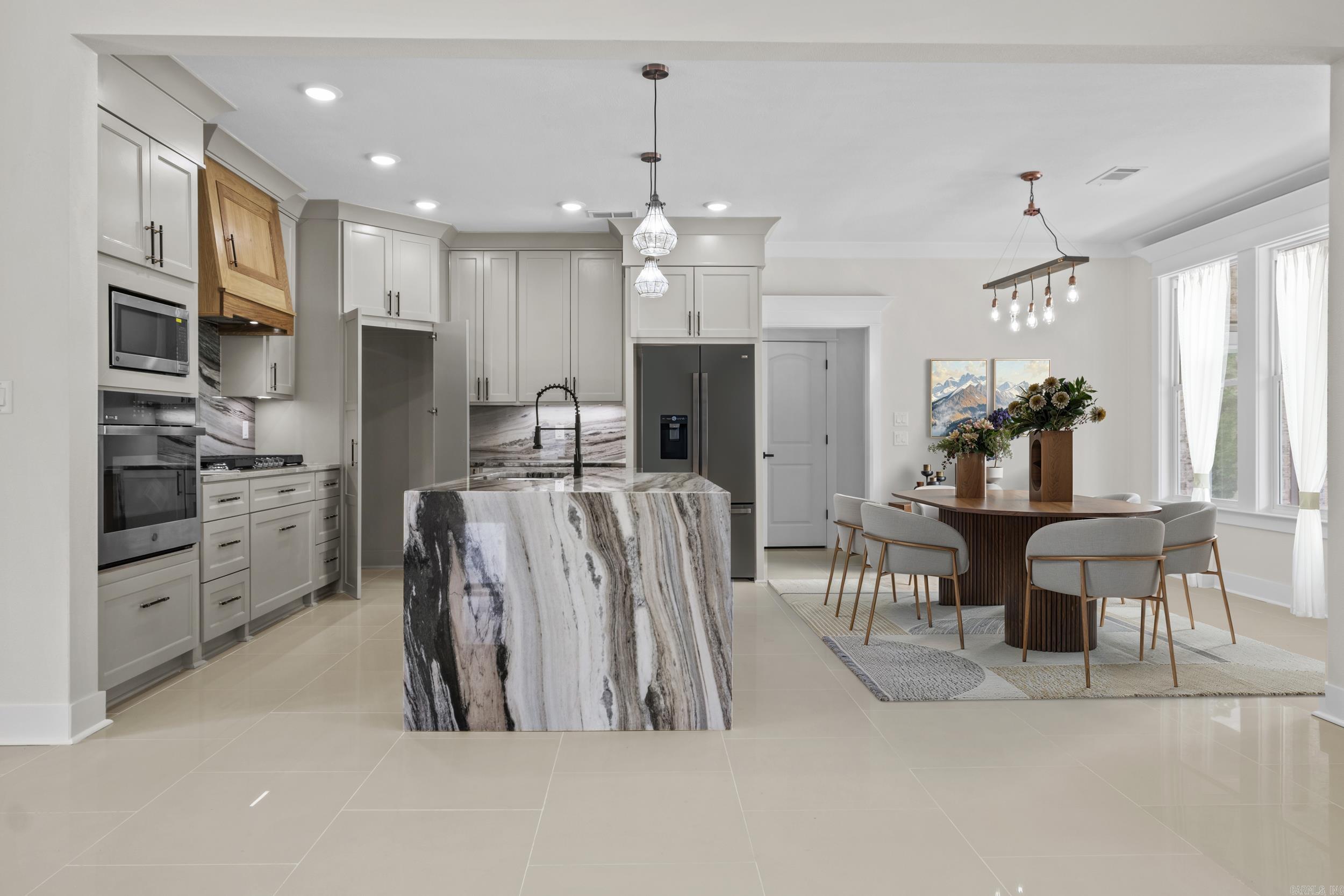 CREEKSIDE ADDN - Residential