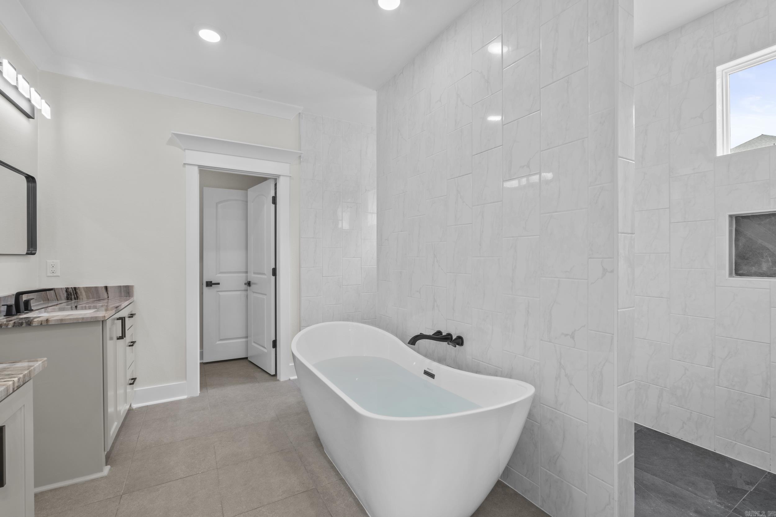CREEKSIDE ADDN - Residential