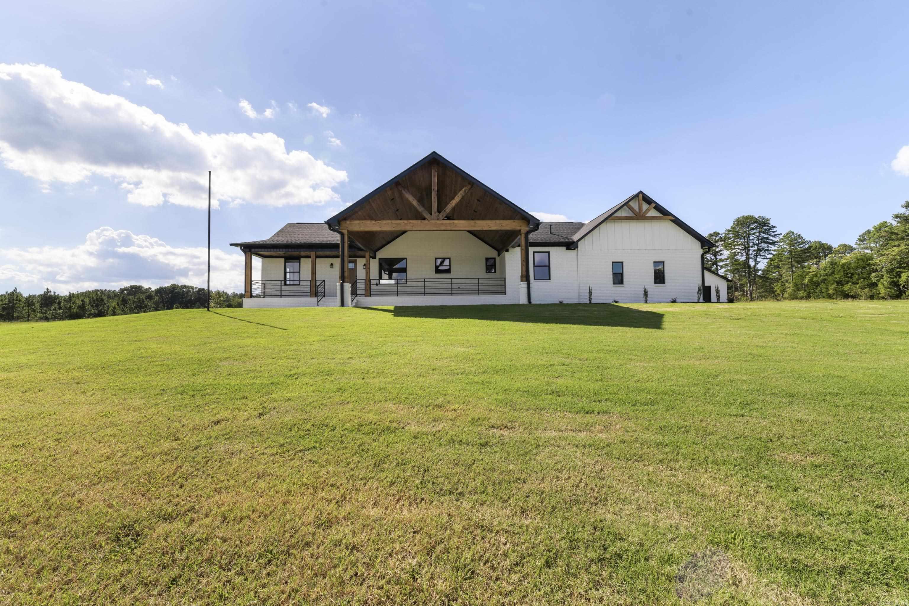 Heber Springs Outside - Residential