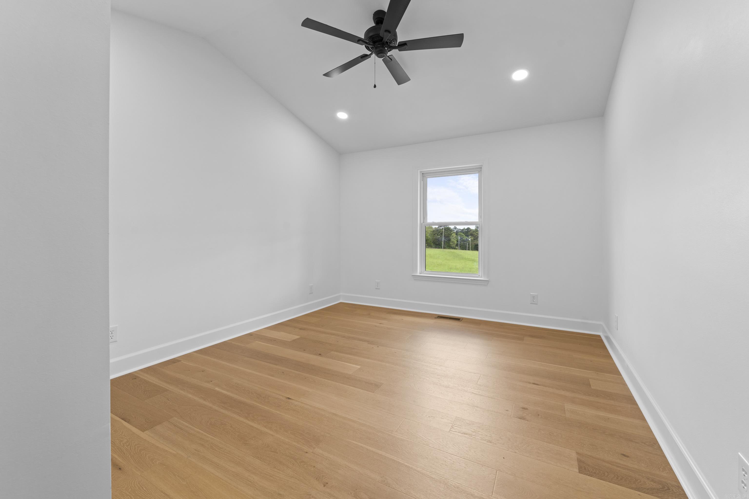 Heber Springs Outside - Residential