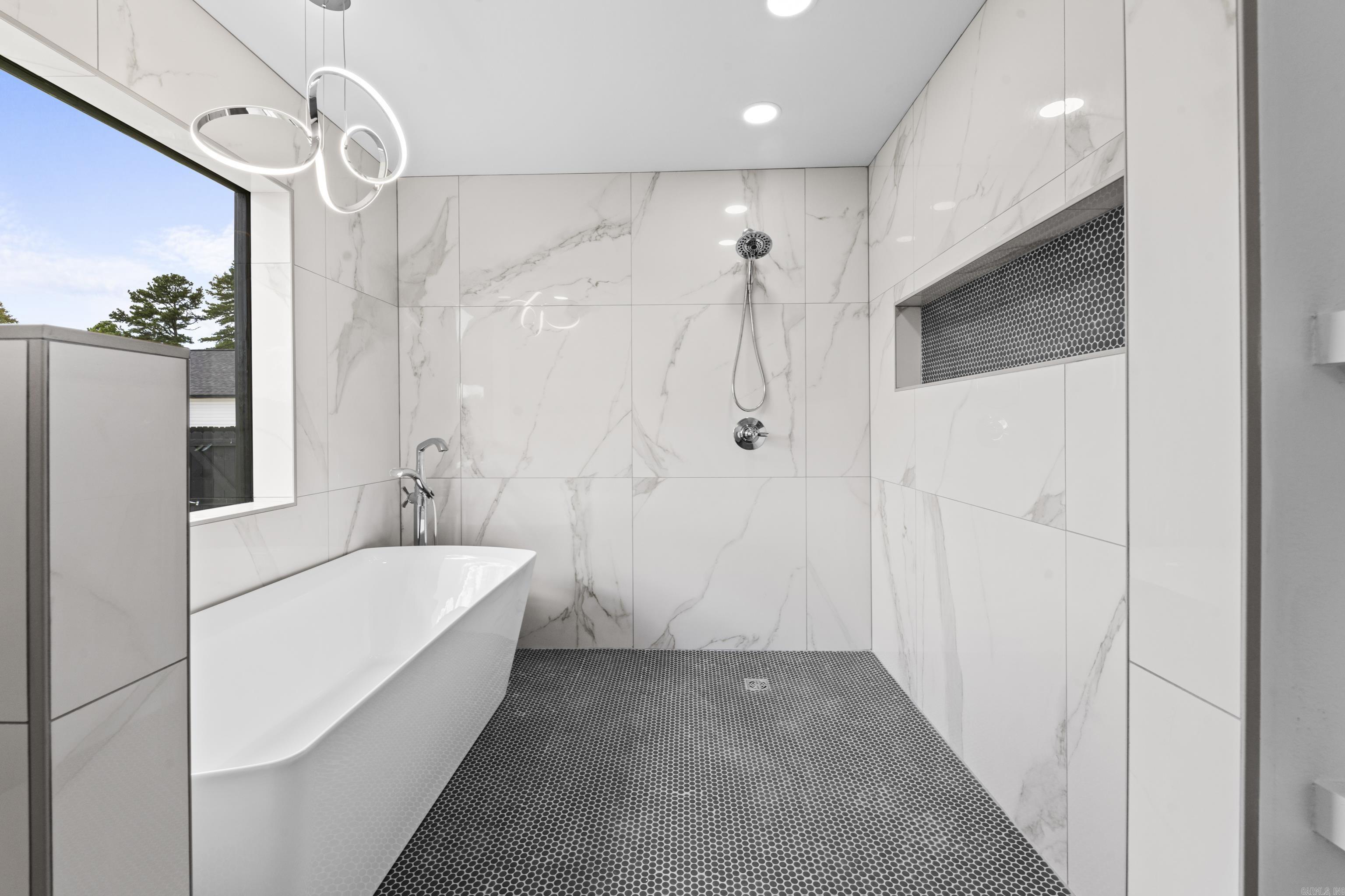 Heber Springs Outside - Residential