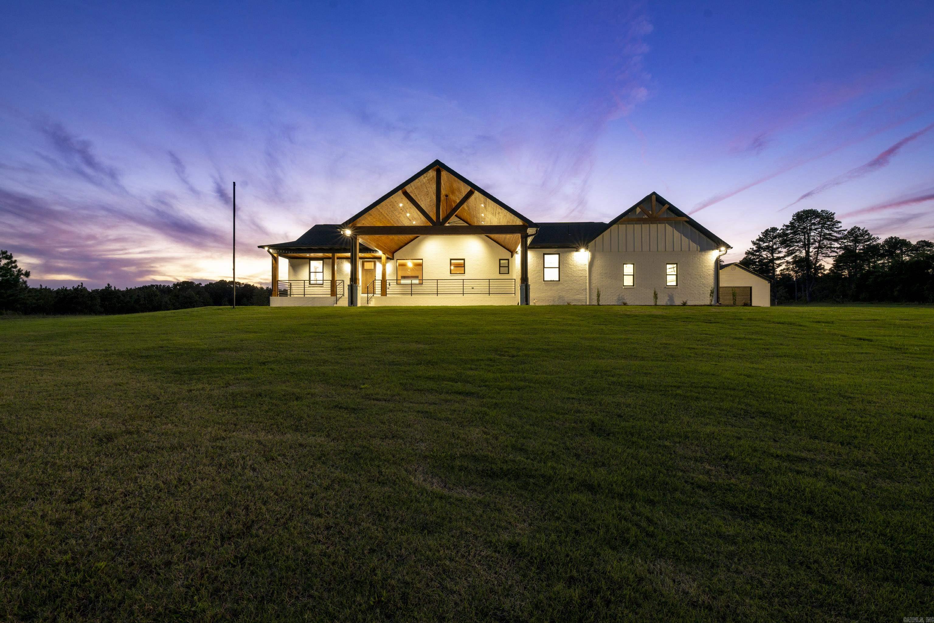 Heber Springs Outside - Residential