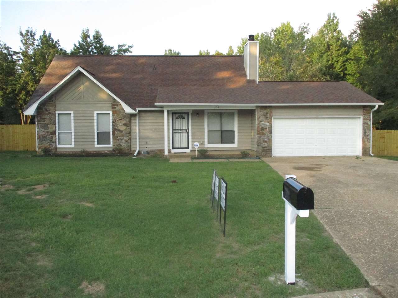 North Lake - Residential Lease