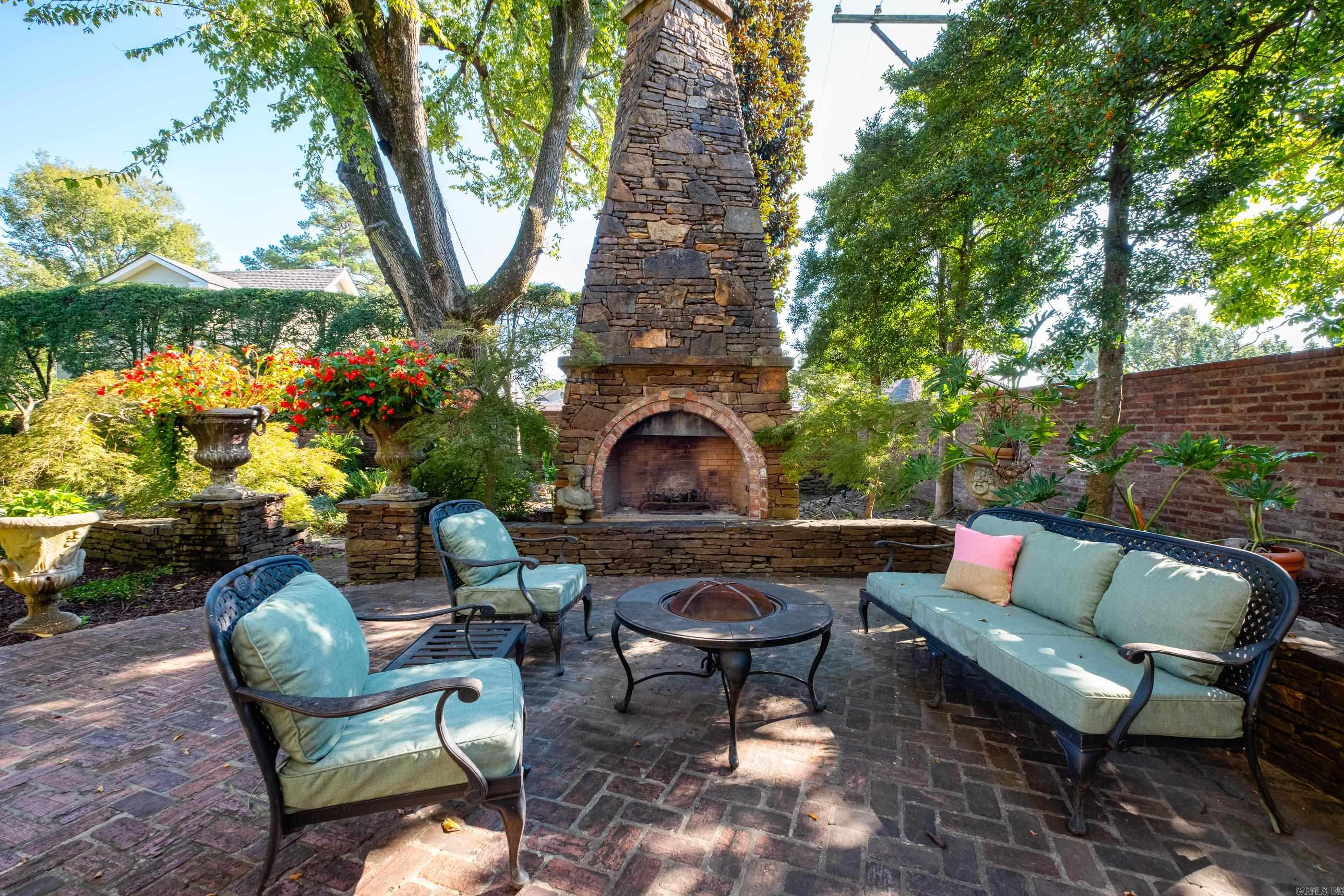 MIDLAND HILLS - Residential