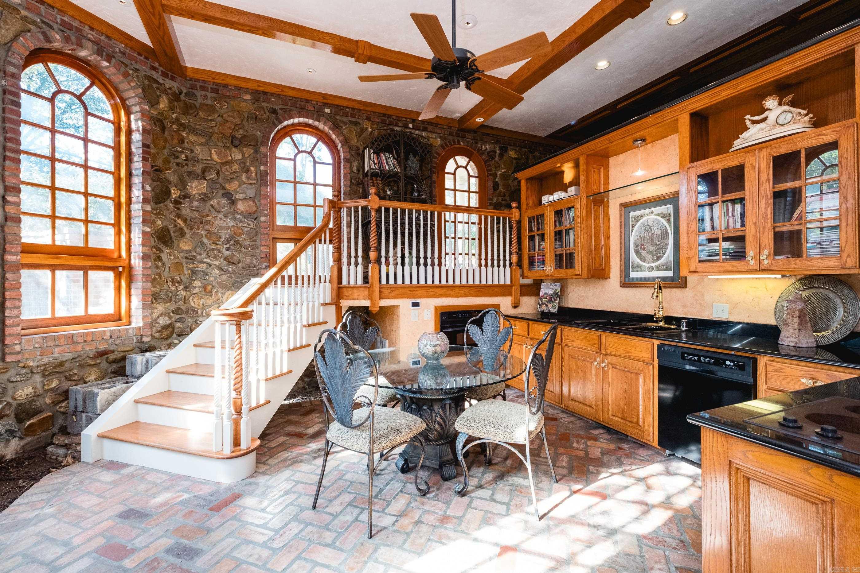 MIDLAND HILLS - Residential