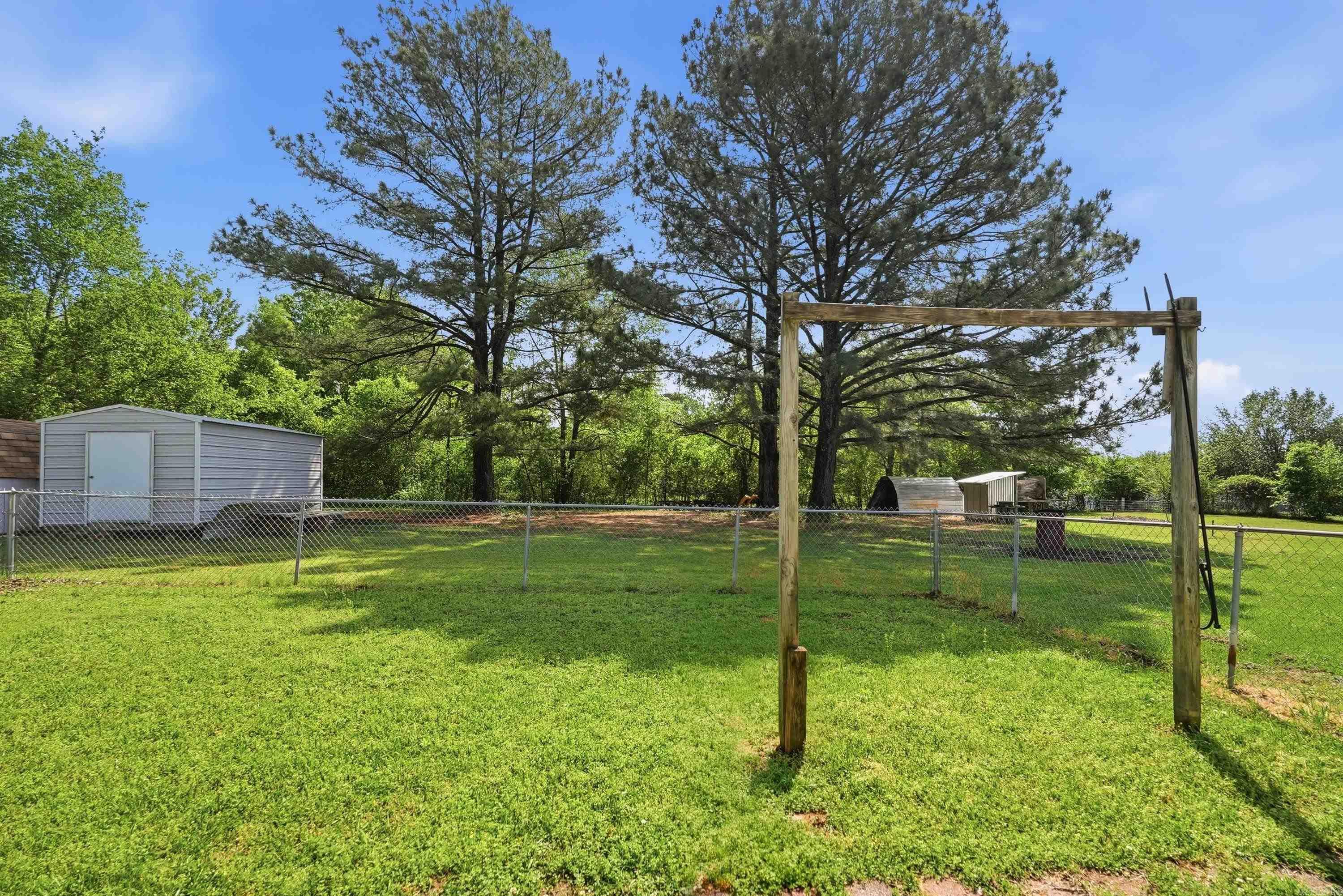 EASTWOOD ACRES - Residential