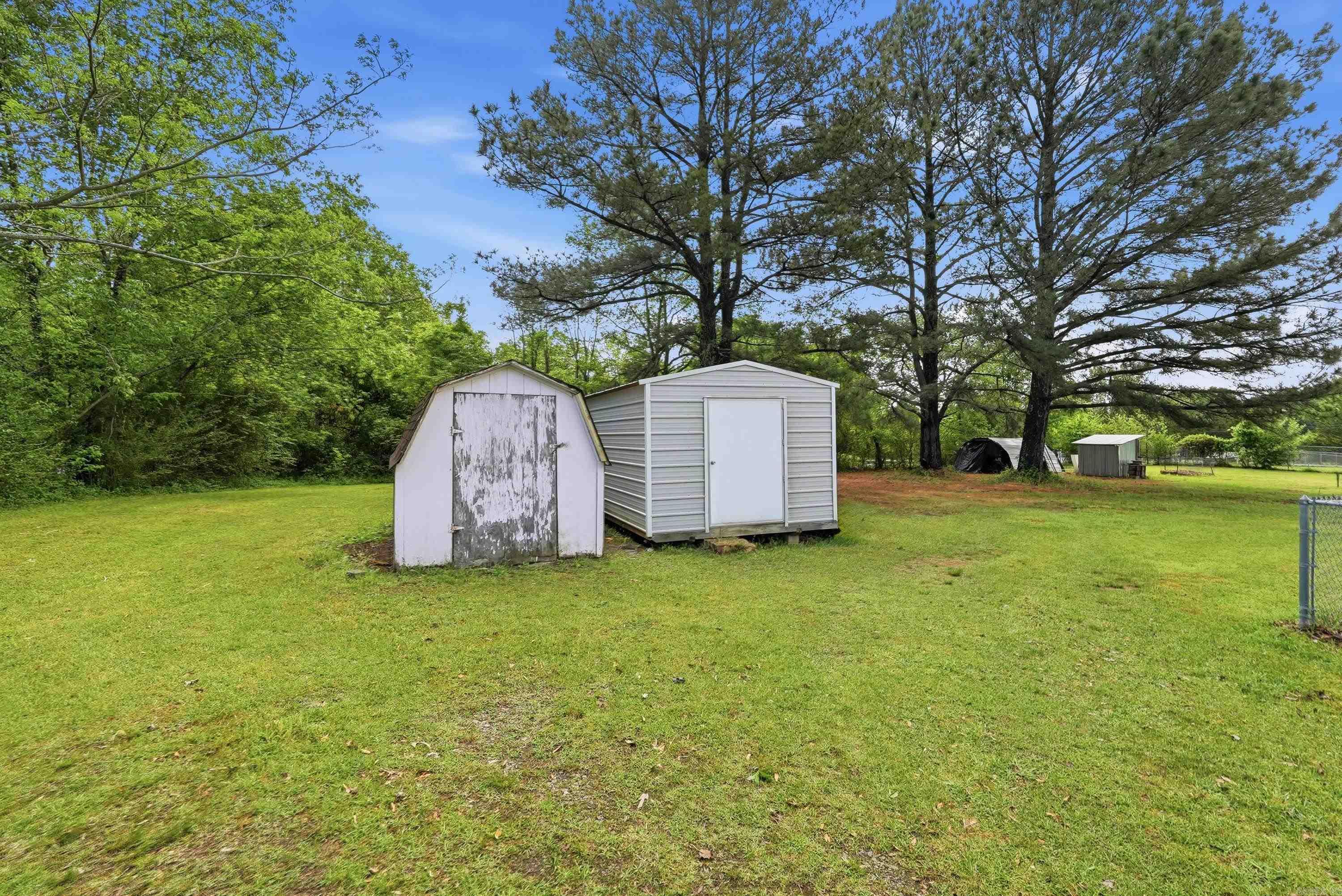 EASTWOOD ACRES - Residential