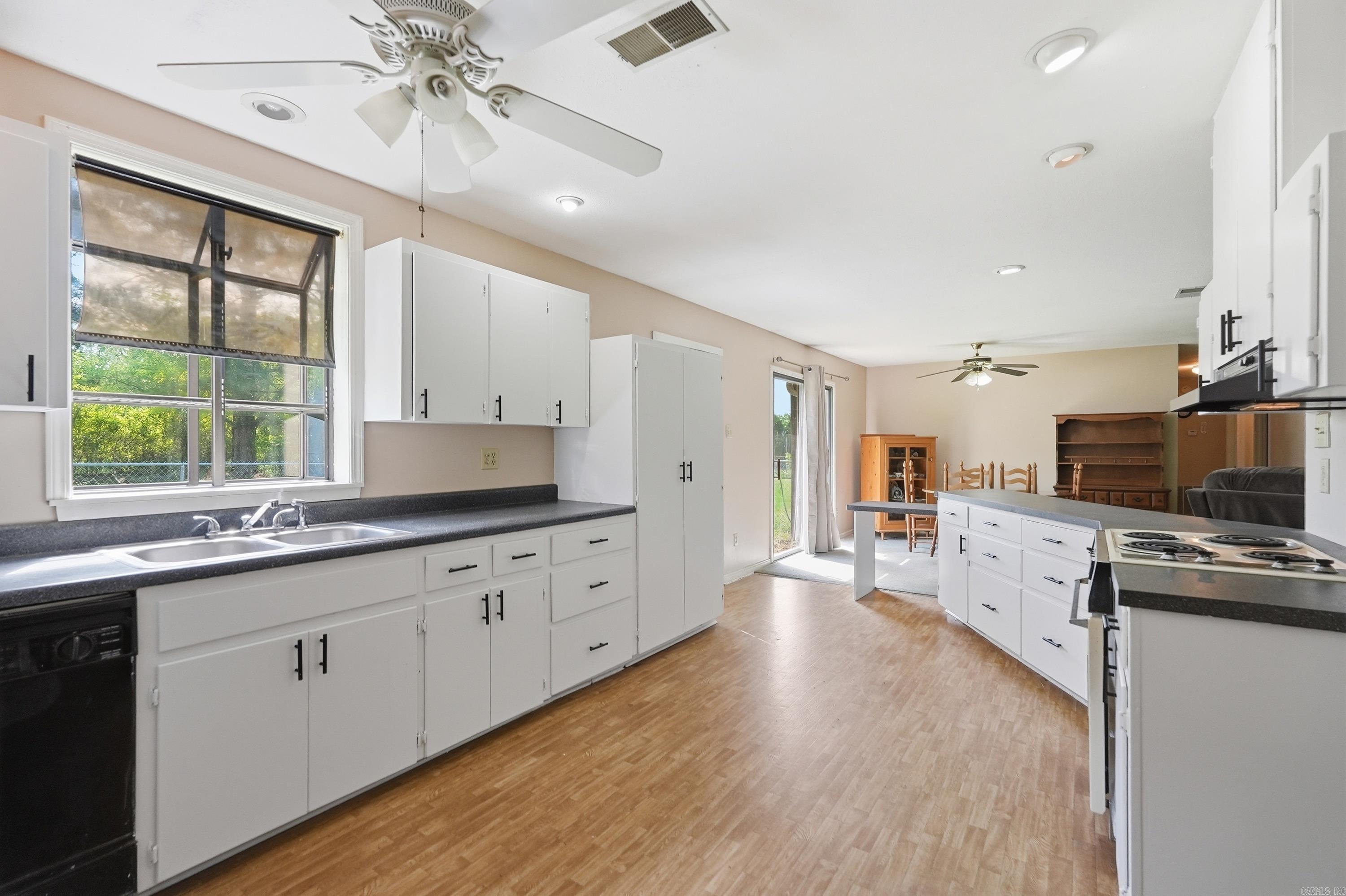 EASTWOOD ACRES - Residential